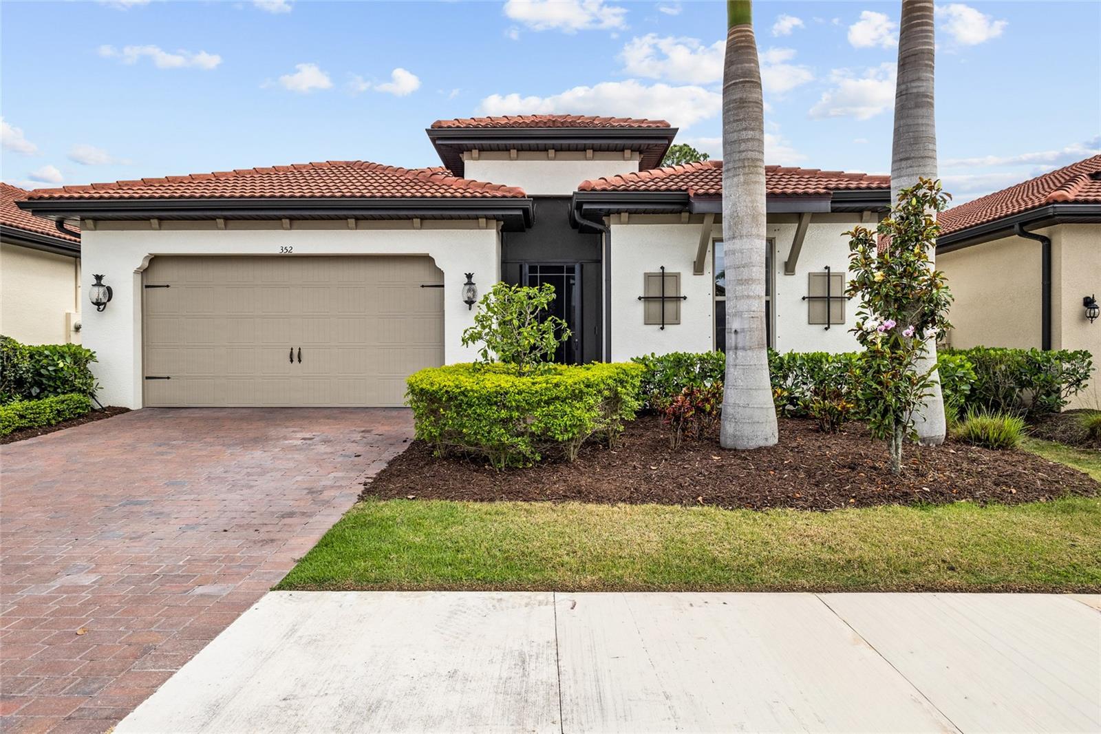 352 Toscavilla Boulevard — photo