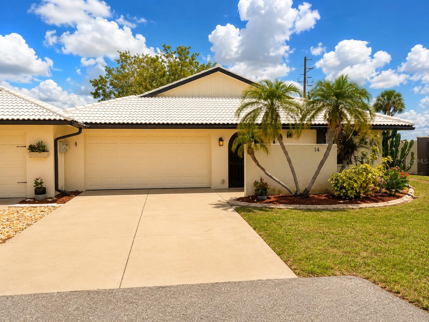 14 Idle Sands Drive — photo