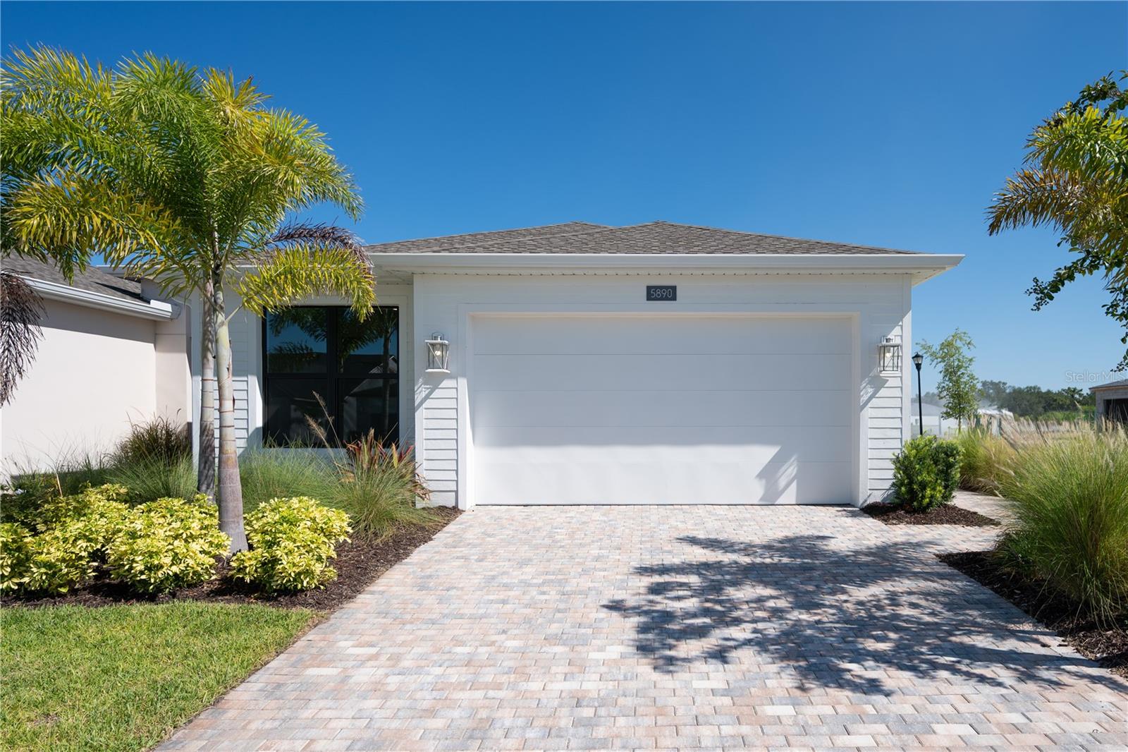 5890 Windbreak Court — photo