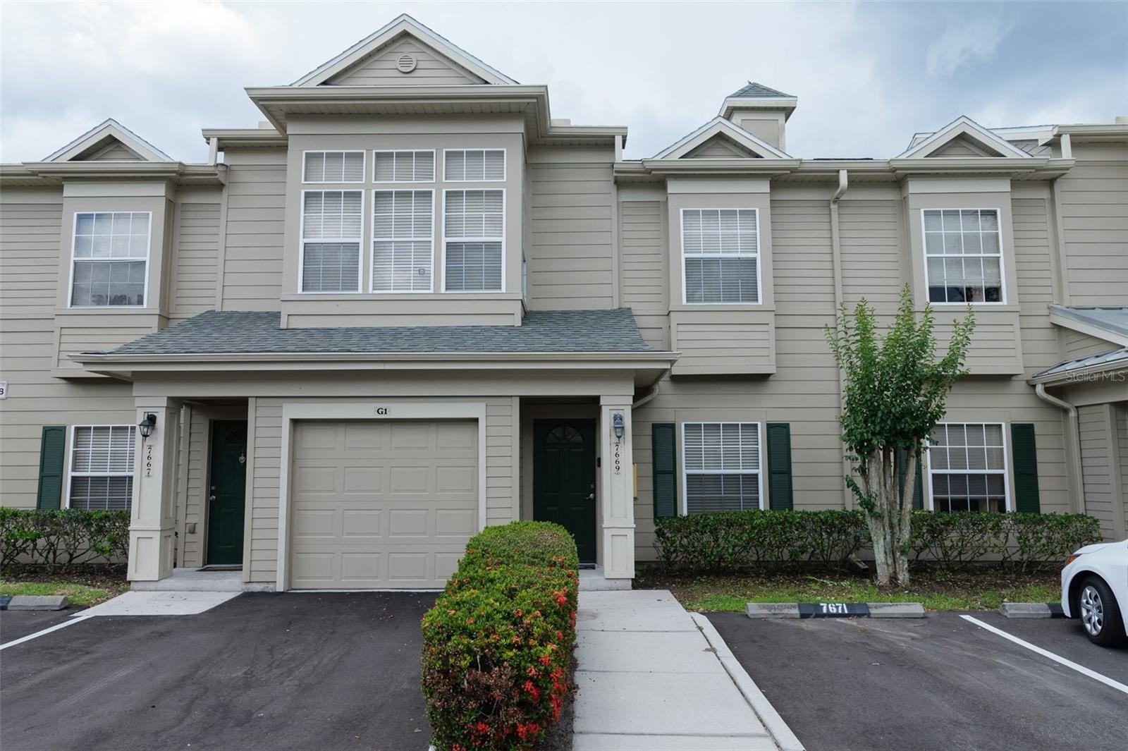 7669 Plantation Circle 7669 — photo