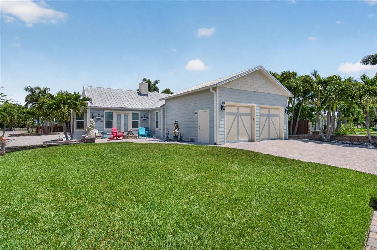 216 Sunrise Drive — photo