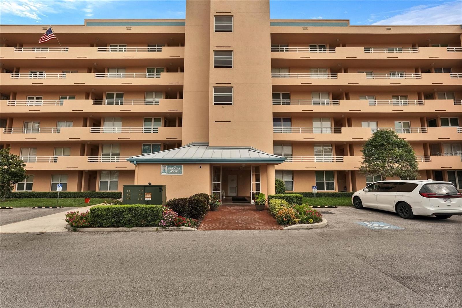 4570 Pinebrook Circle Circle 404 — photo