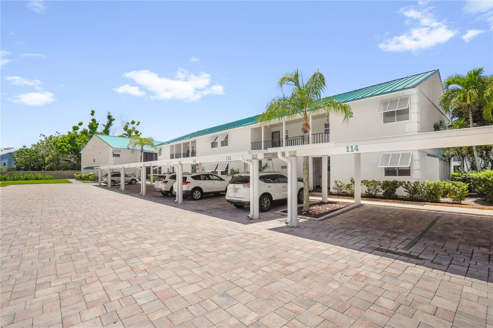 5673 Midnight Pass Road 201 — photo