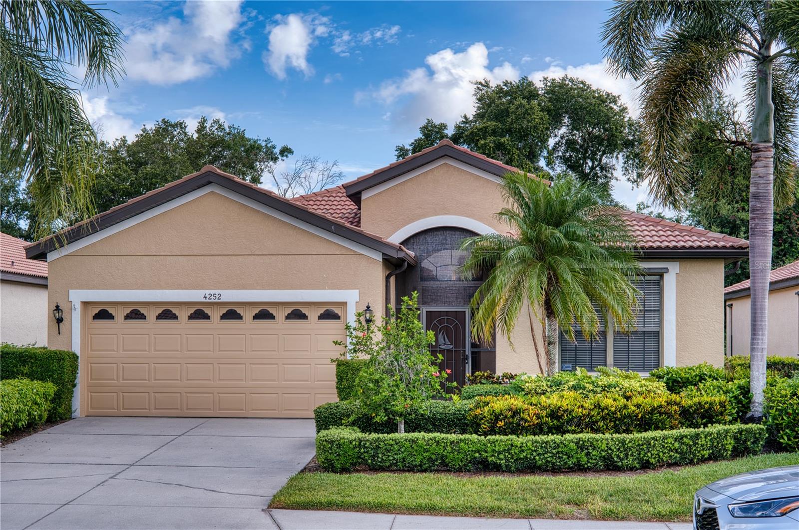 4252 Mackay Falls Terrace — photo