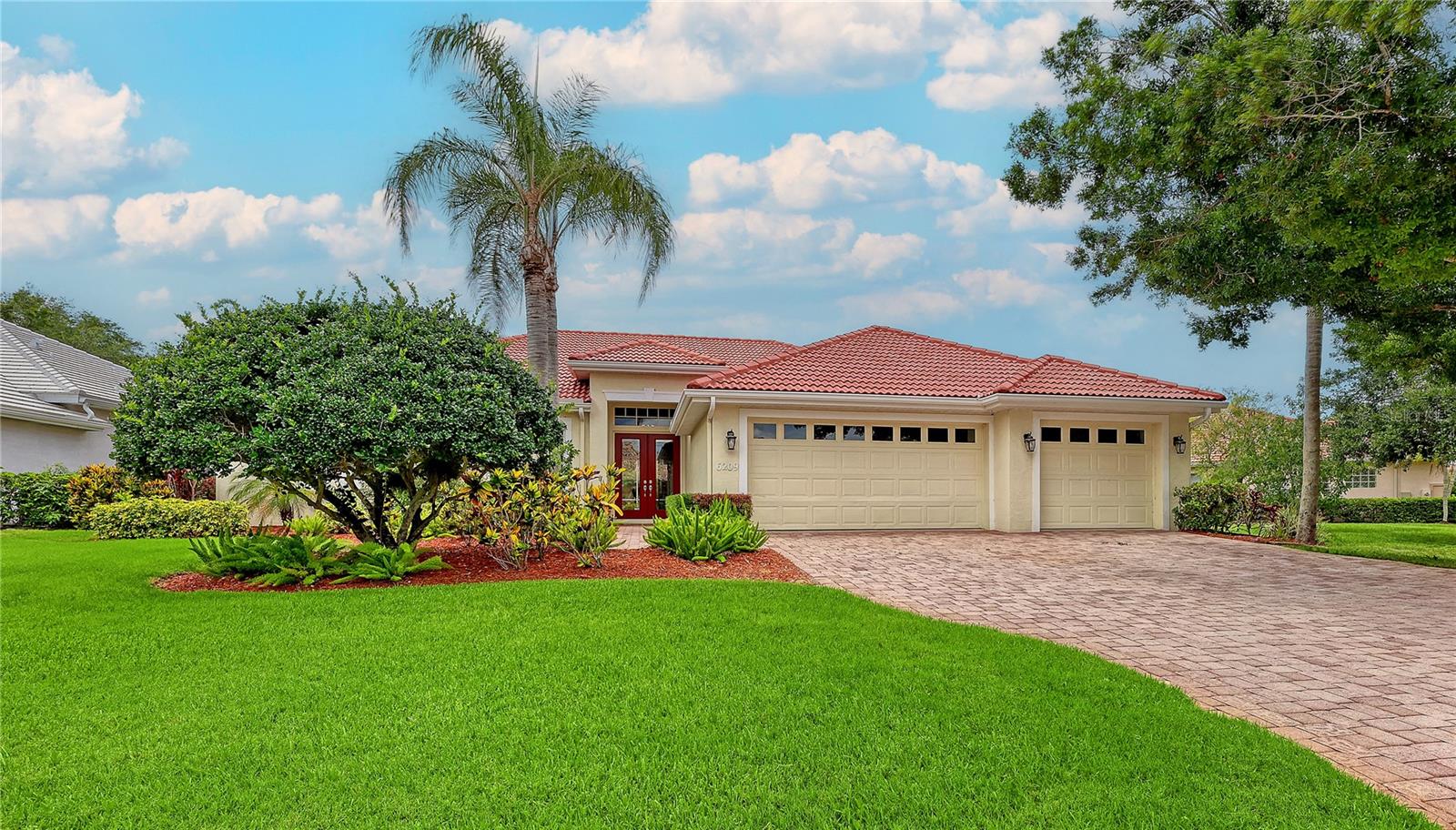 6209 Cypress Bend Court — photo