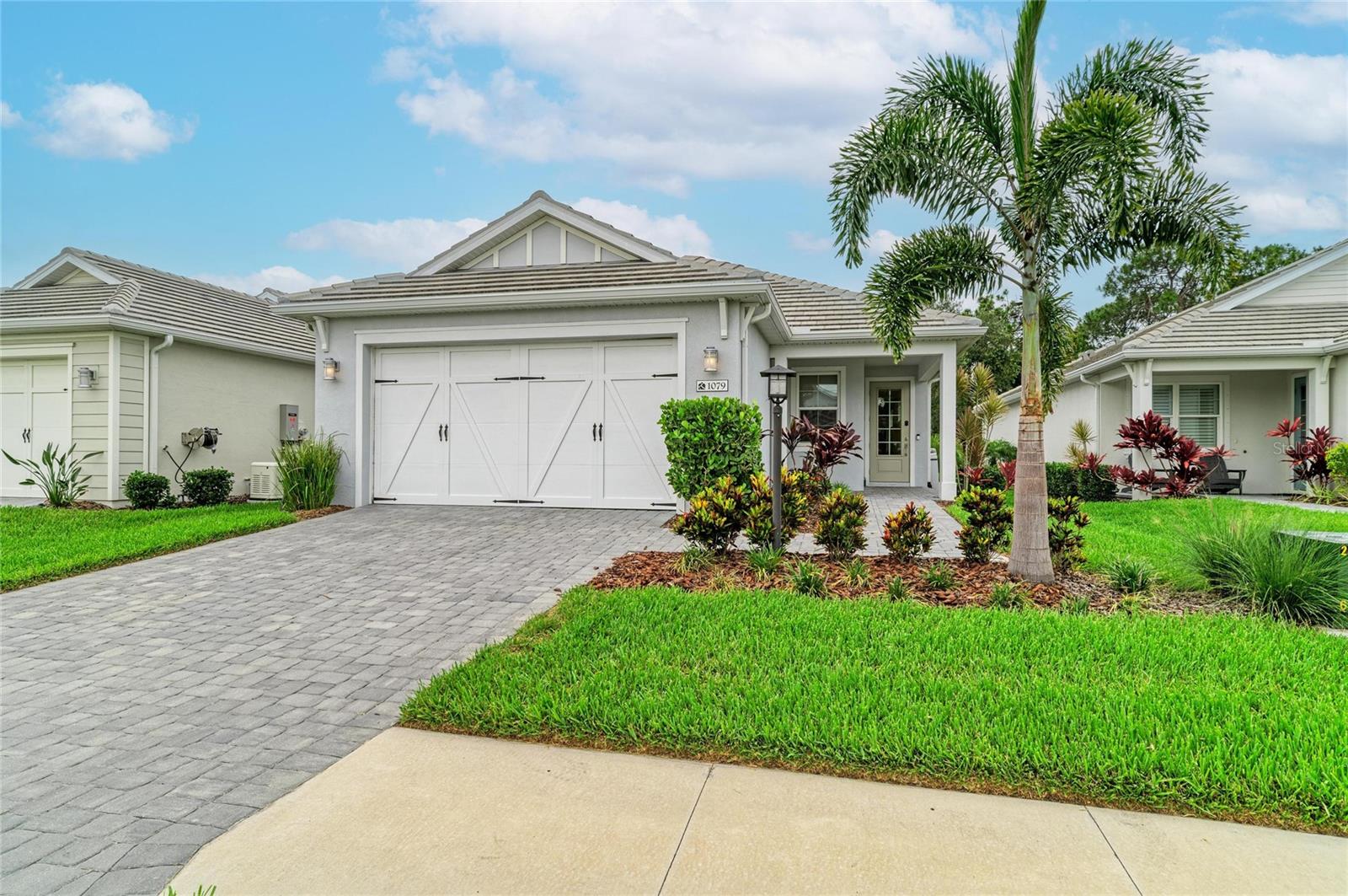 1079 Waterline Court — photo