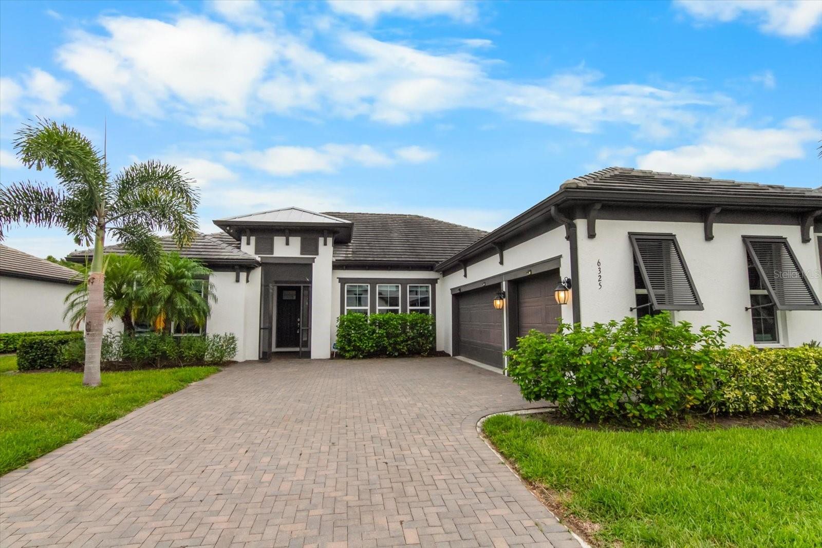 6325 Rivo Lakes Boulevard — photo
