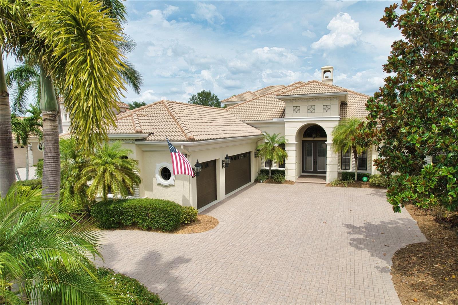 6919 Dominion Lane — photo