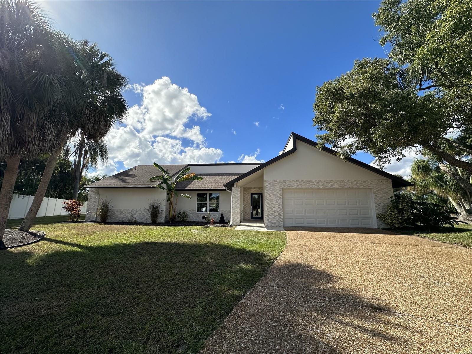 4723 Thomas Hoby Place — photo