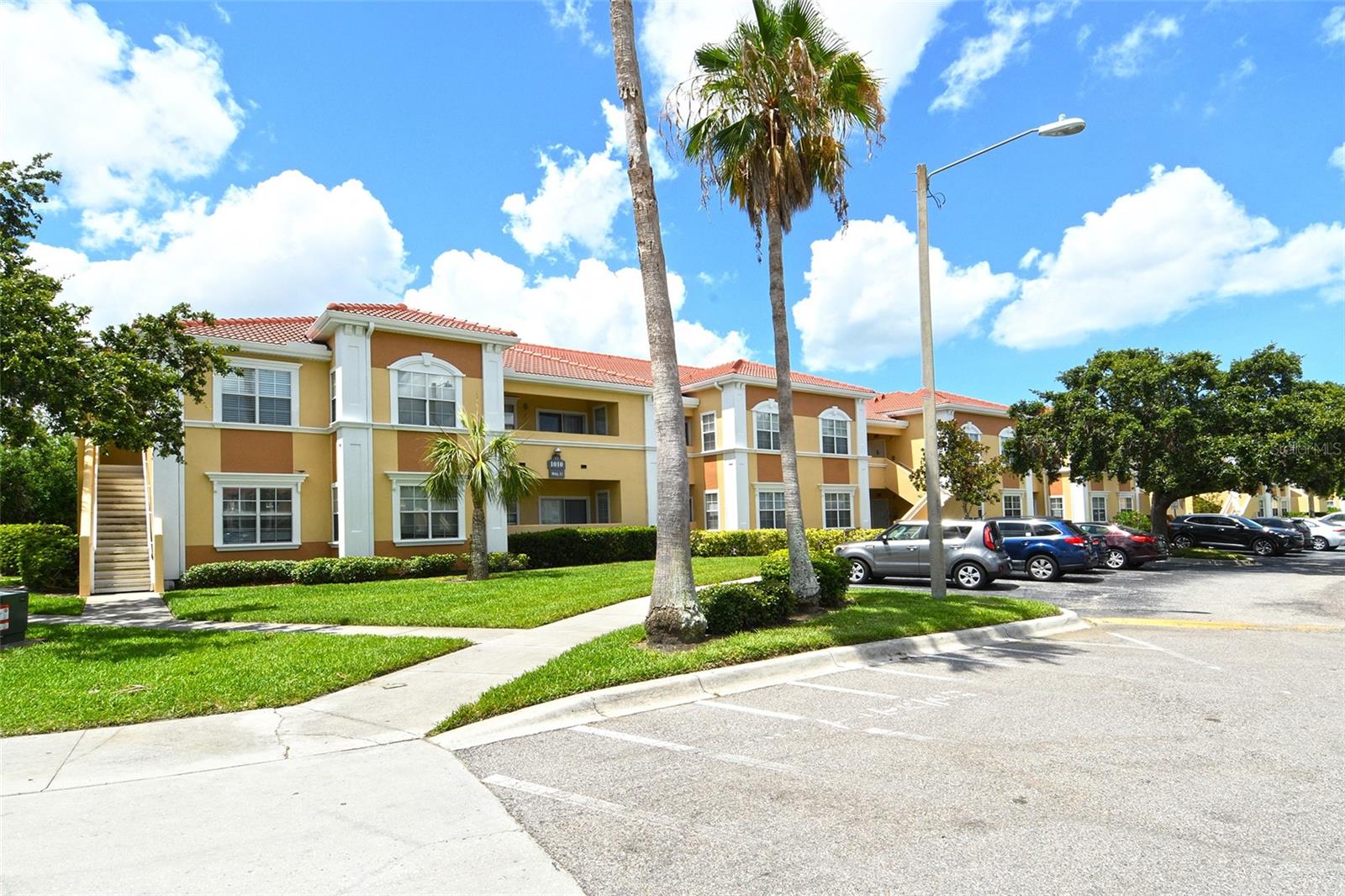 1010 Villagio Circle 201 — photo