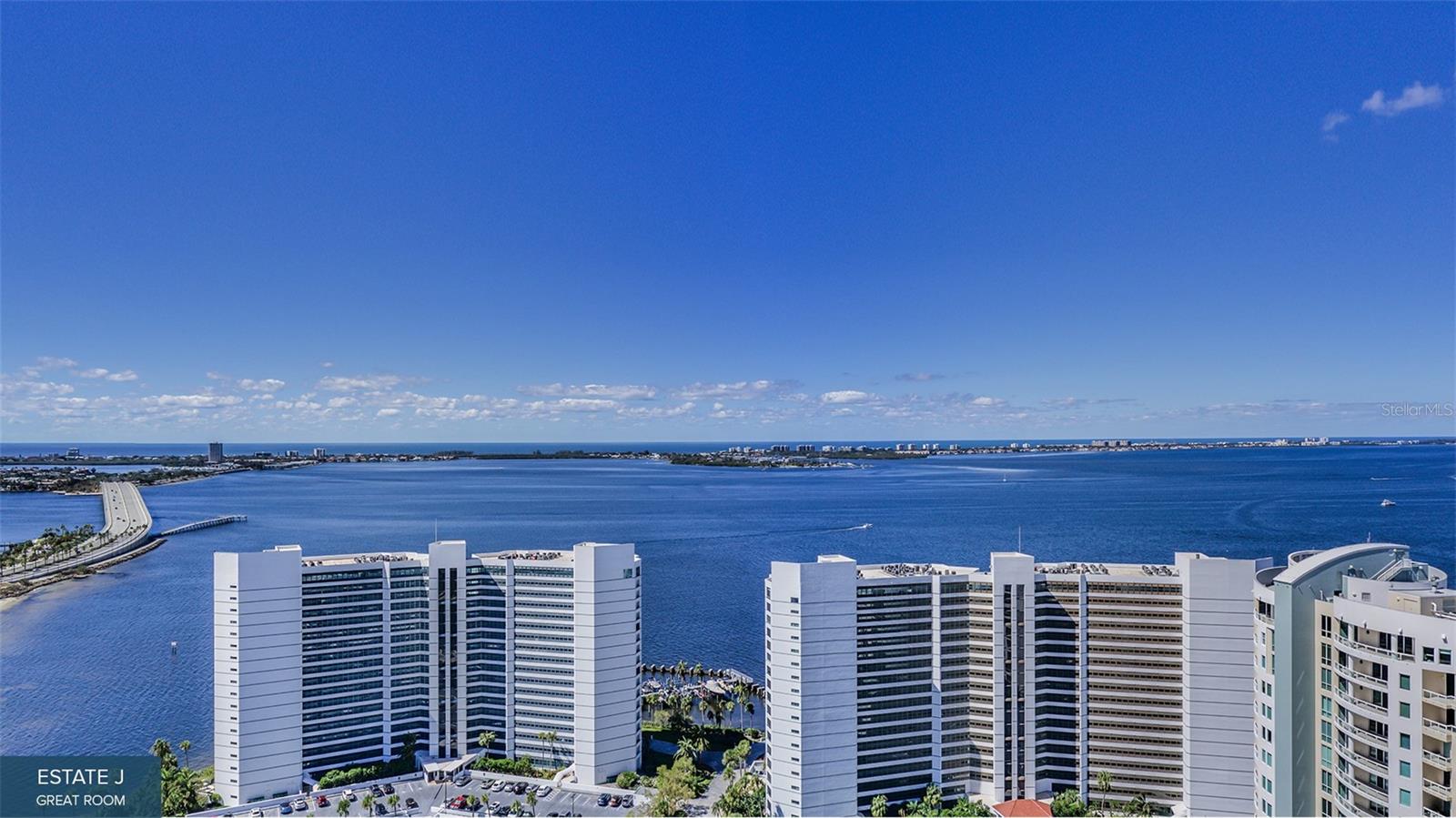 555 Quay Common 1704 — photo