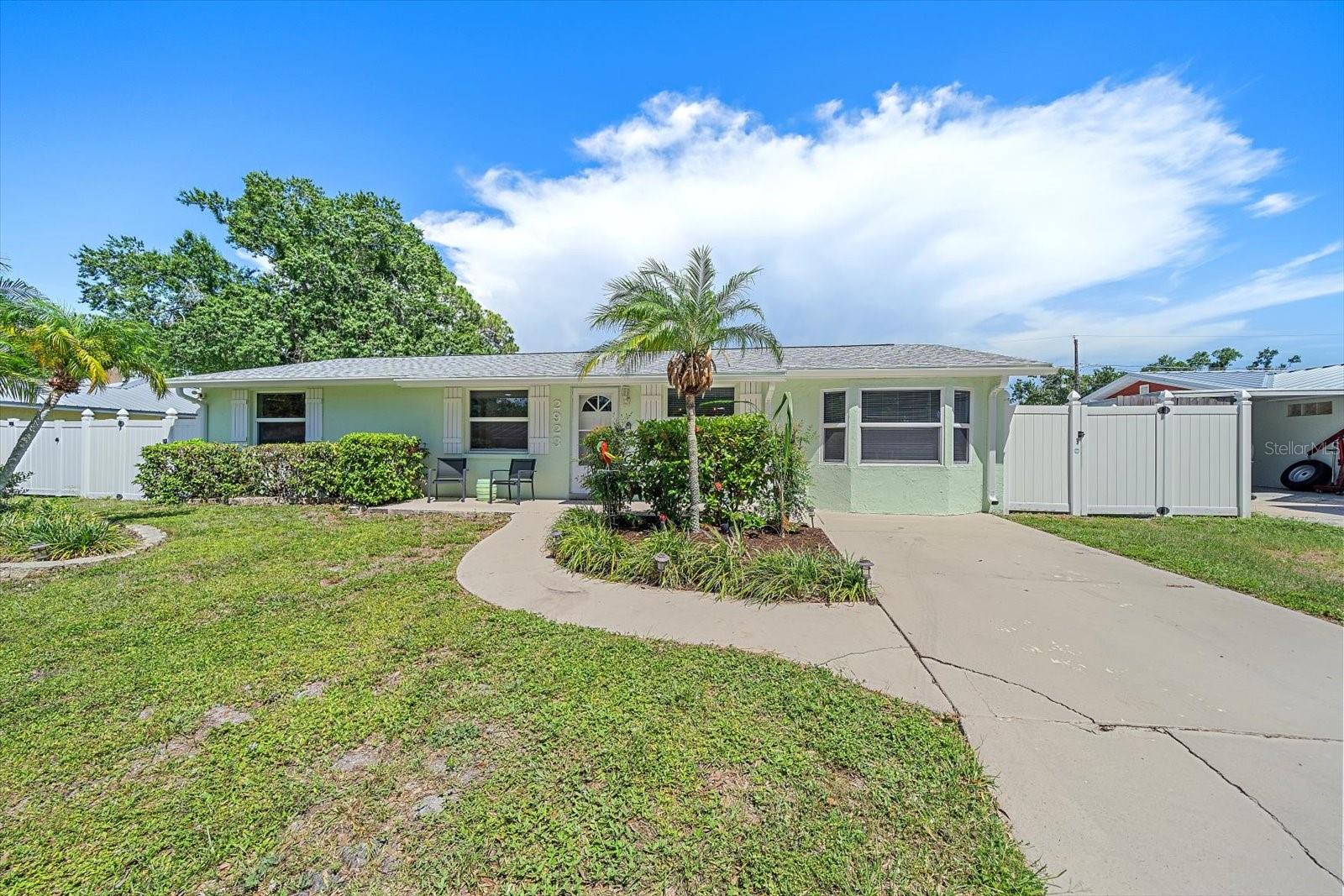 2923 Linwood Drive — photo