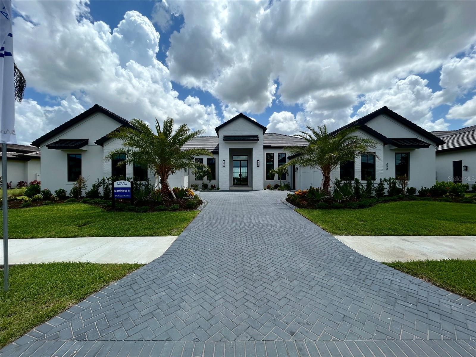 258 Crystal Waters Drive — photo