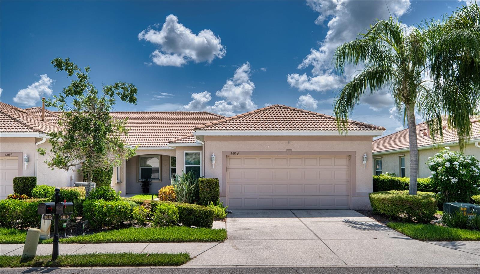 4019 Cascade Falls Drive — photo