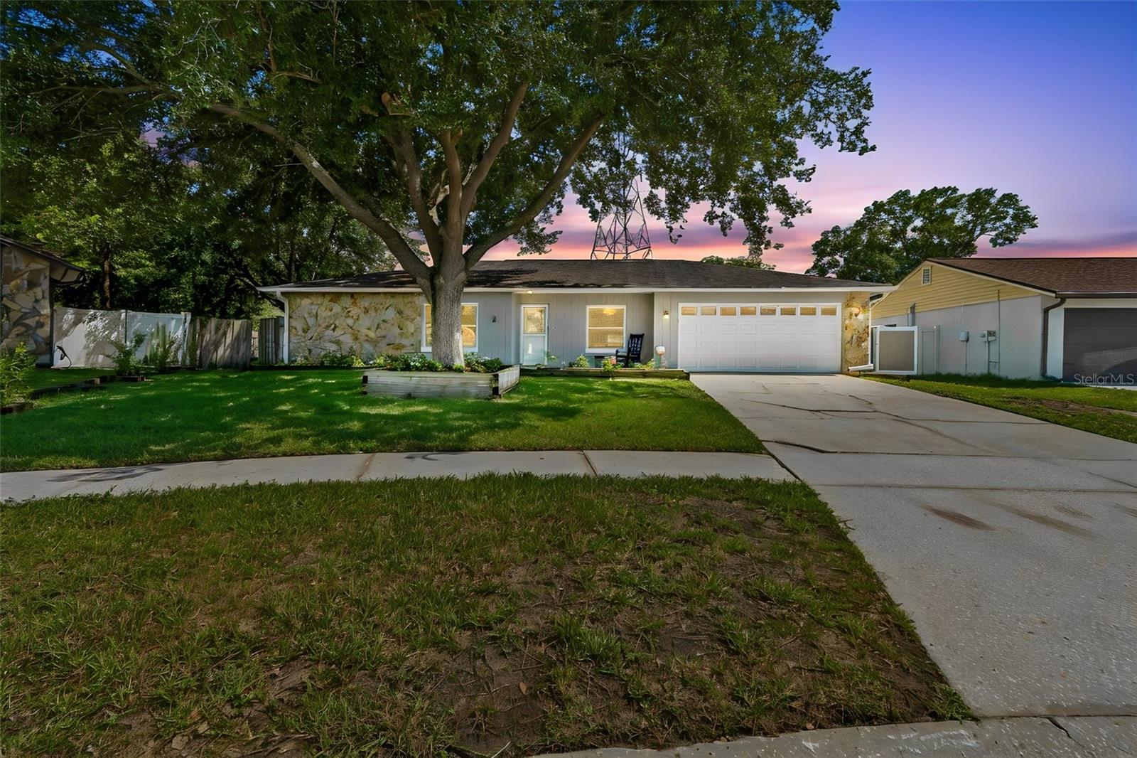 16205 Sawgrass Circle — photo