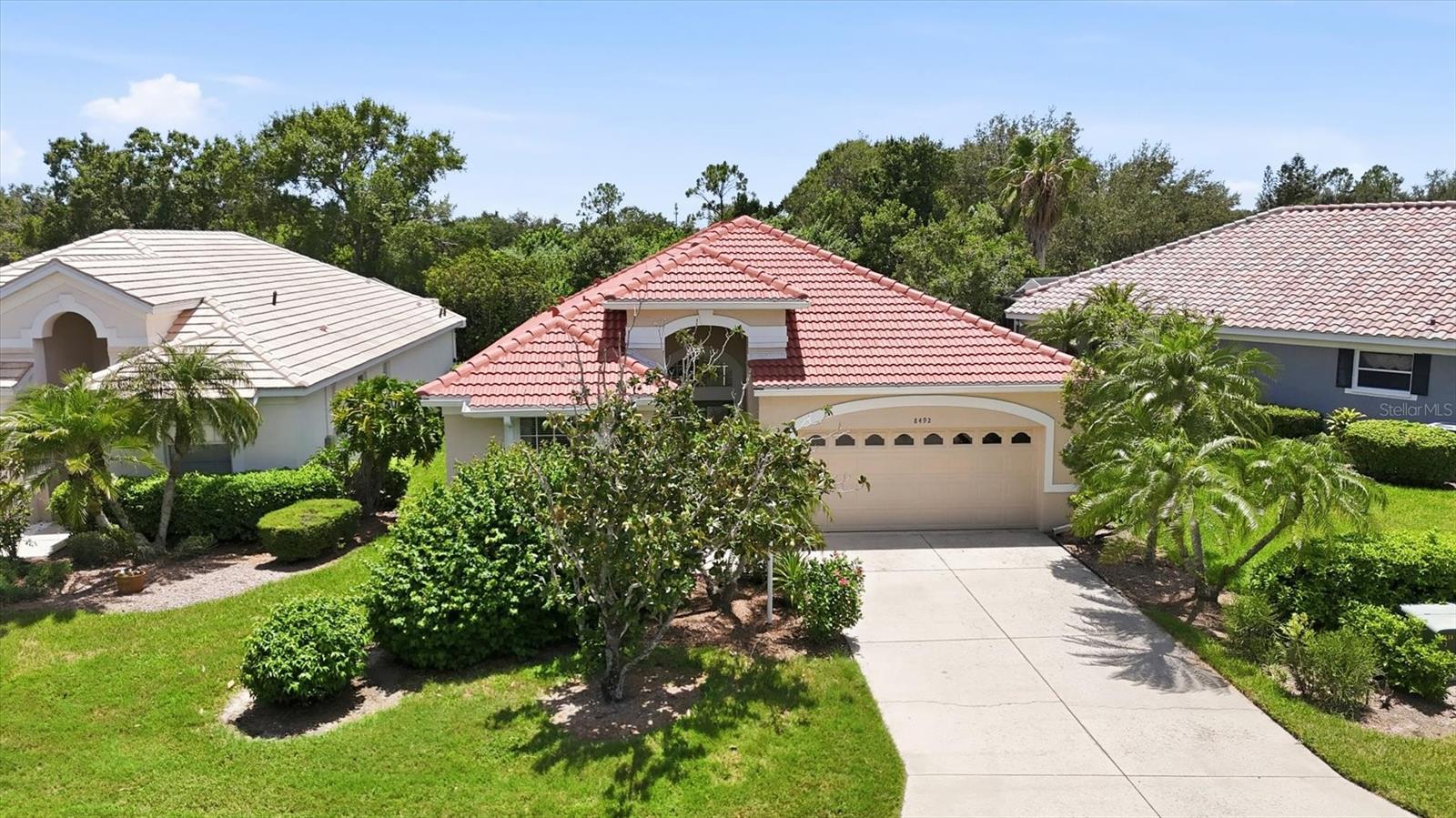 8492 Idlewood Court — photo