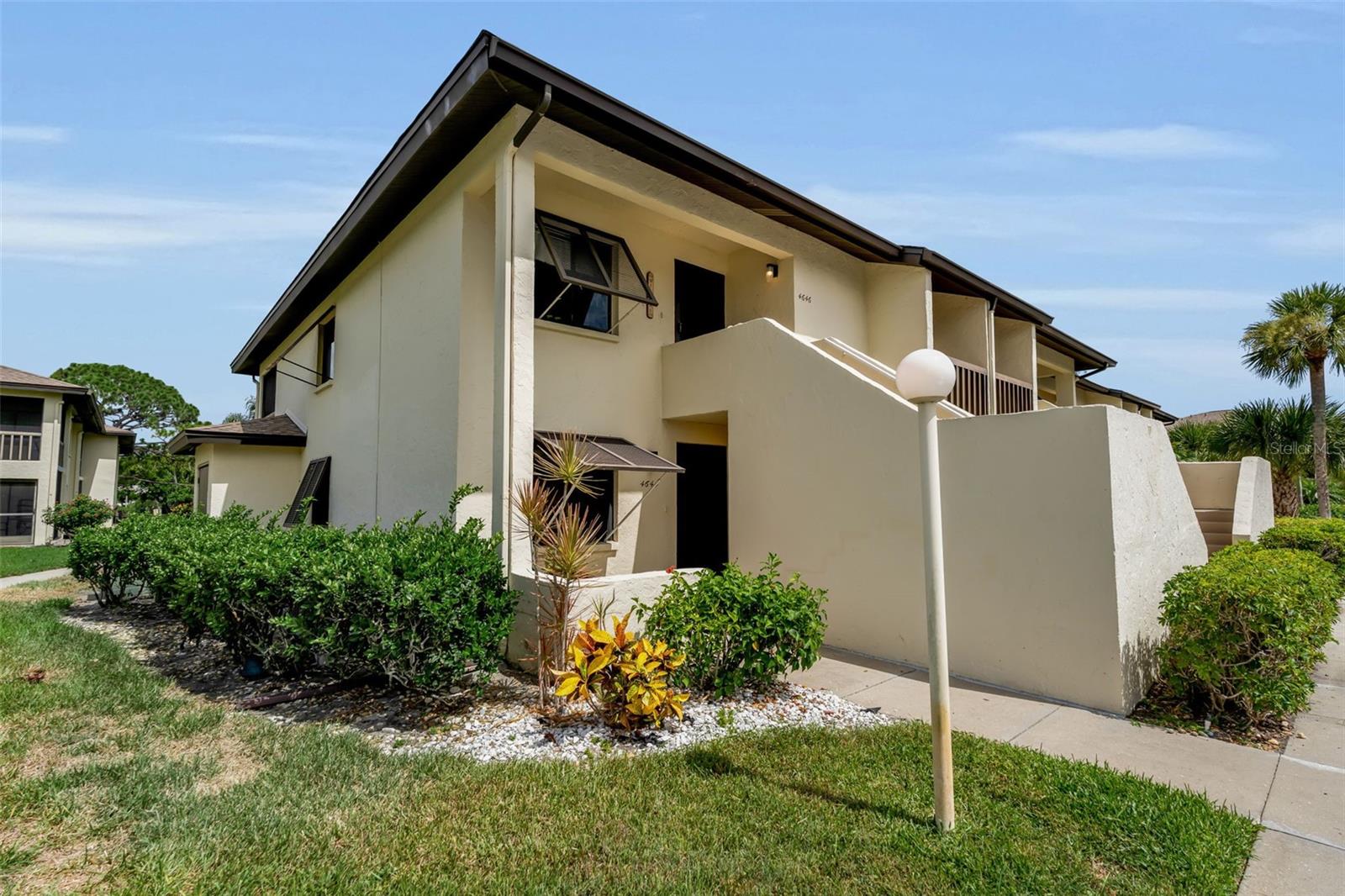 4644 Longwater Chase 97 — photo