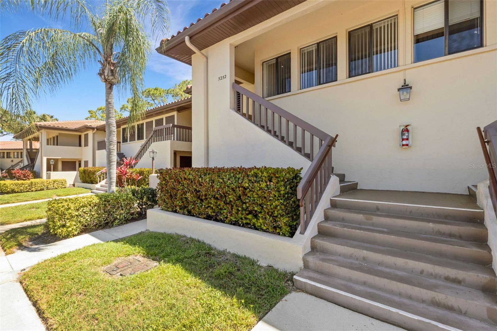 5252 Lake Village Drive 54 — photo