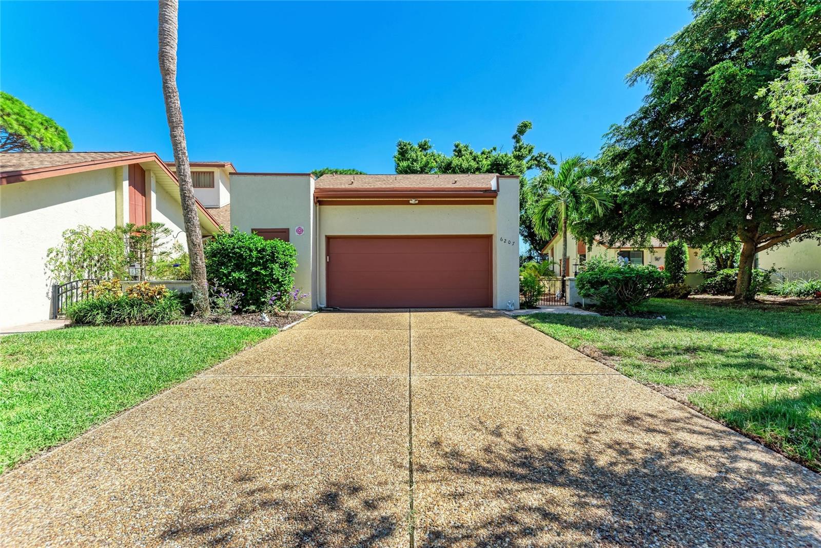 6207 Courtside Drive 23 — photo