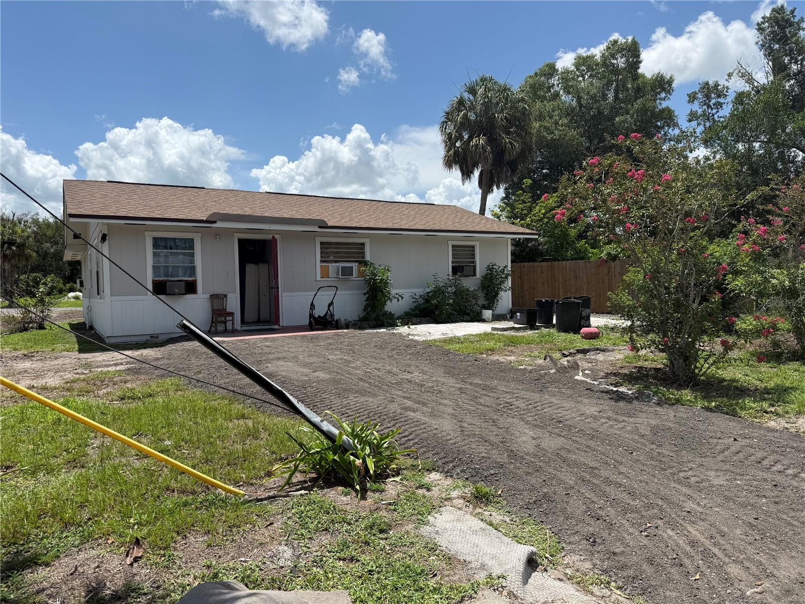 401 Citrus Avenue — photo