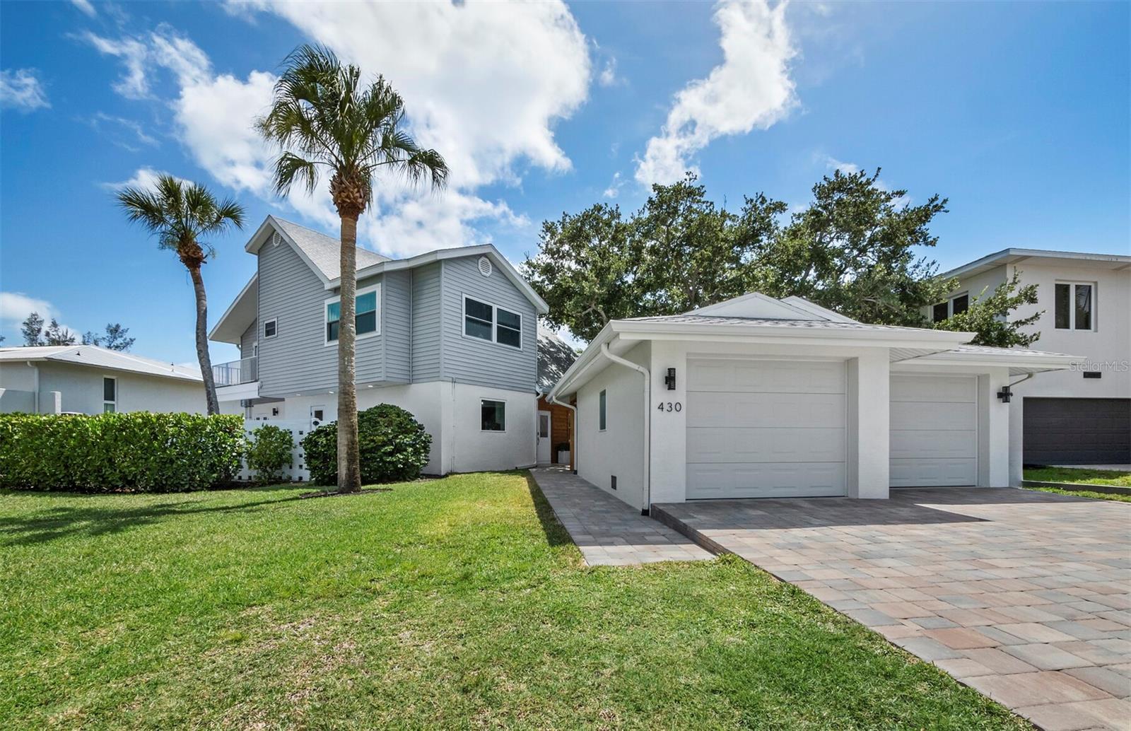 430 Island Circle — photo