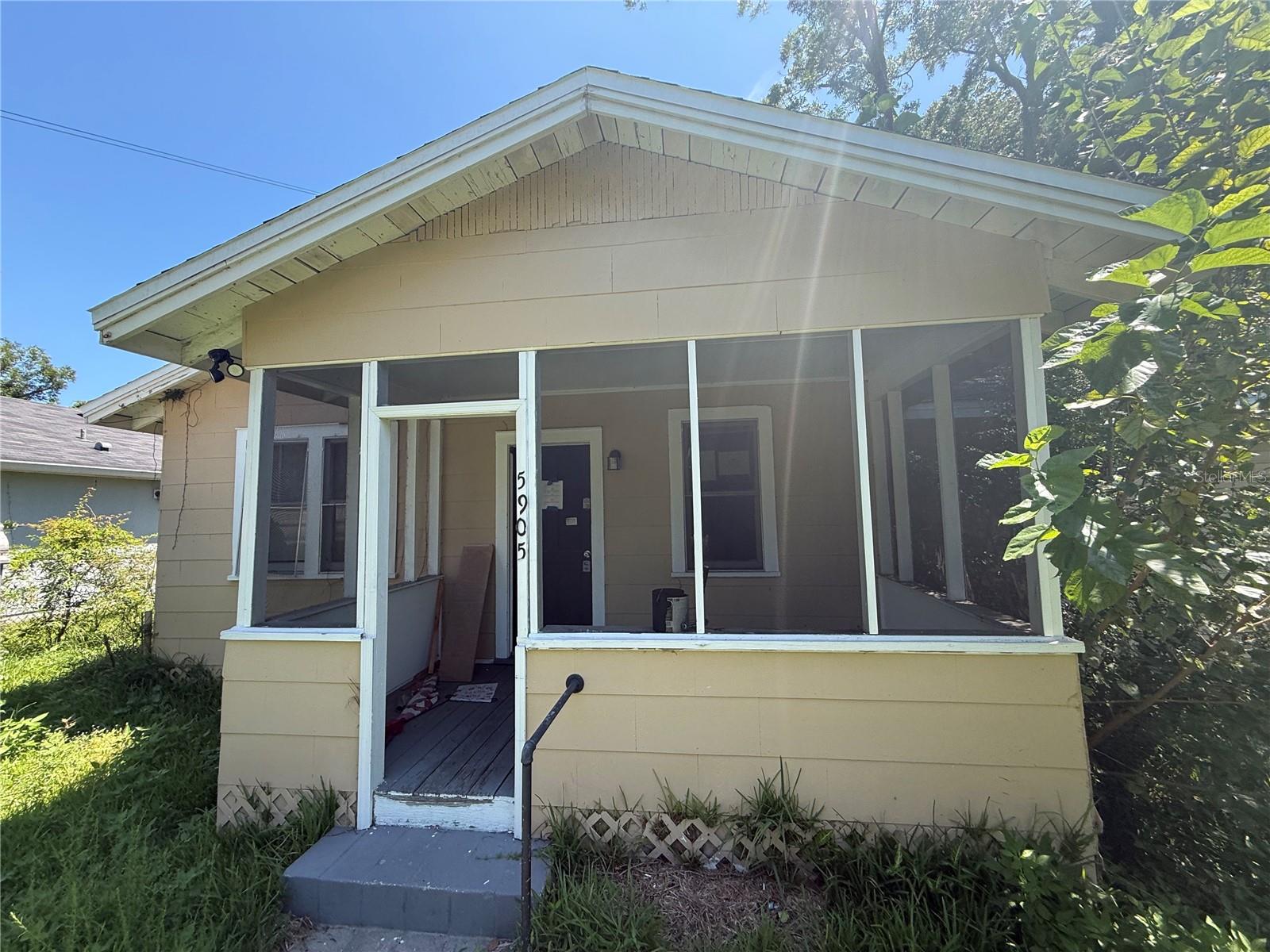 5905 Briley Avenue — photo