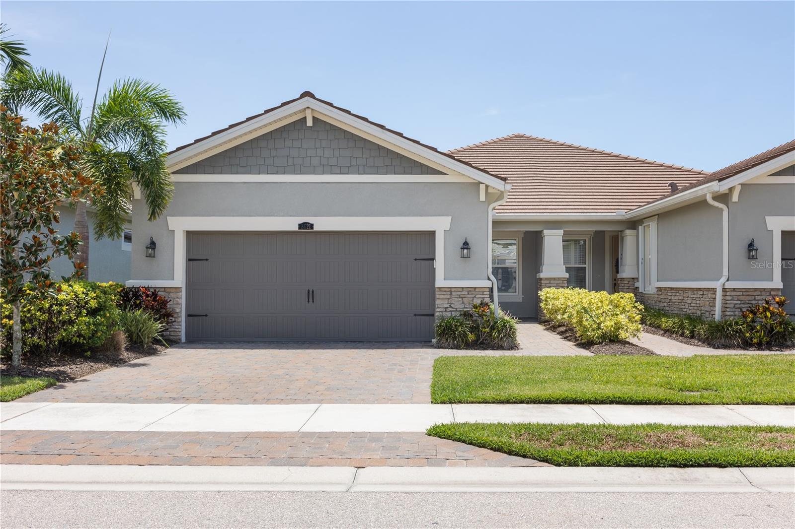 8621 Rain Song Road — photo
