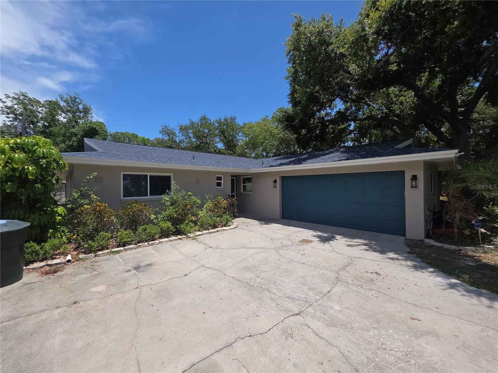 63 Oakwood Drive — photo