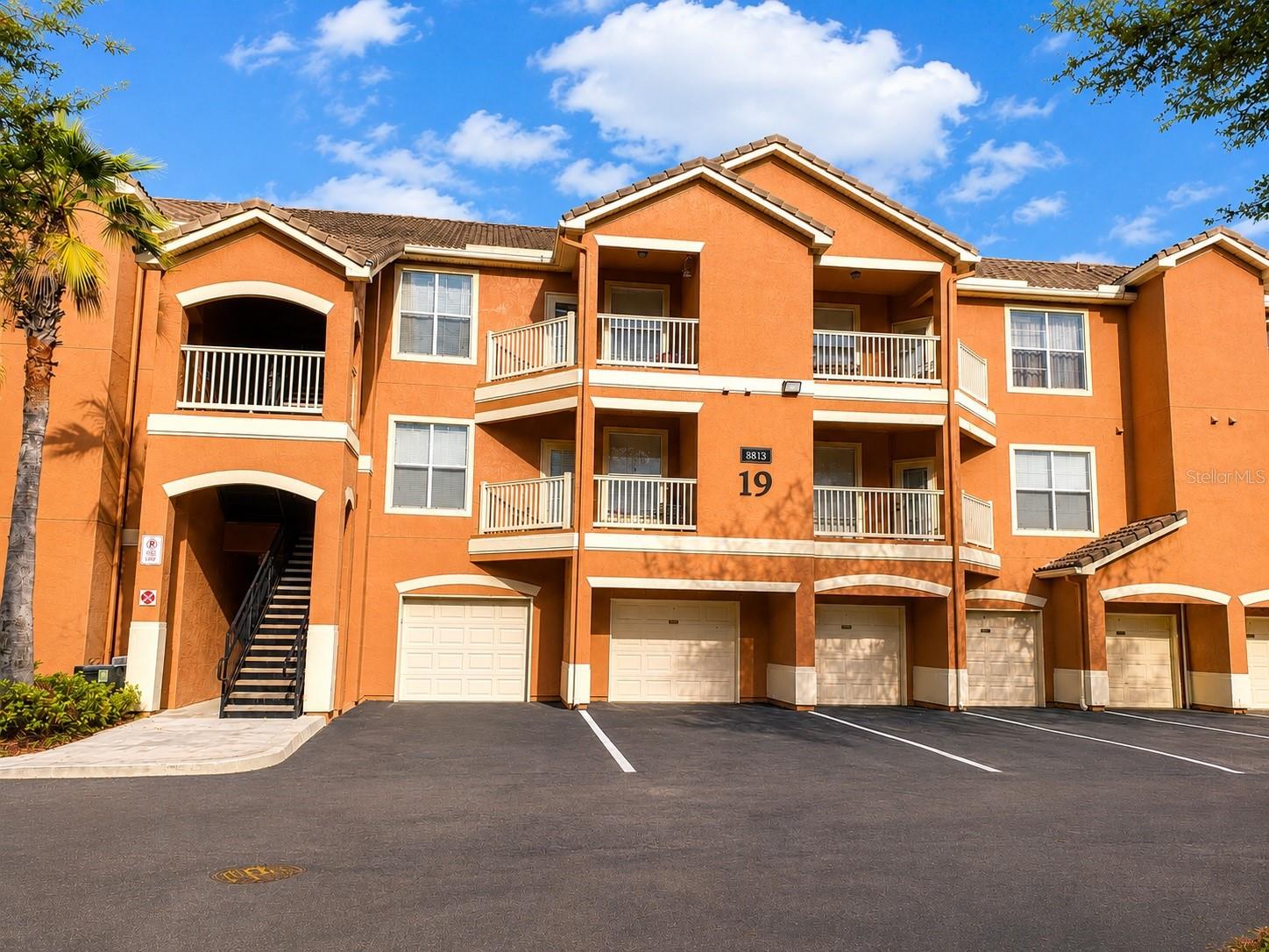 8813 Villa View Circle 204 — photo