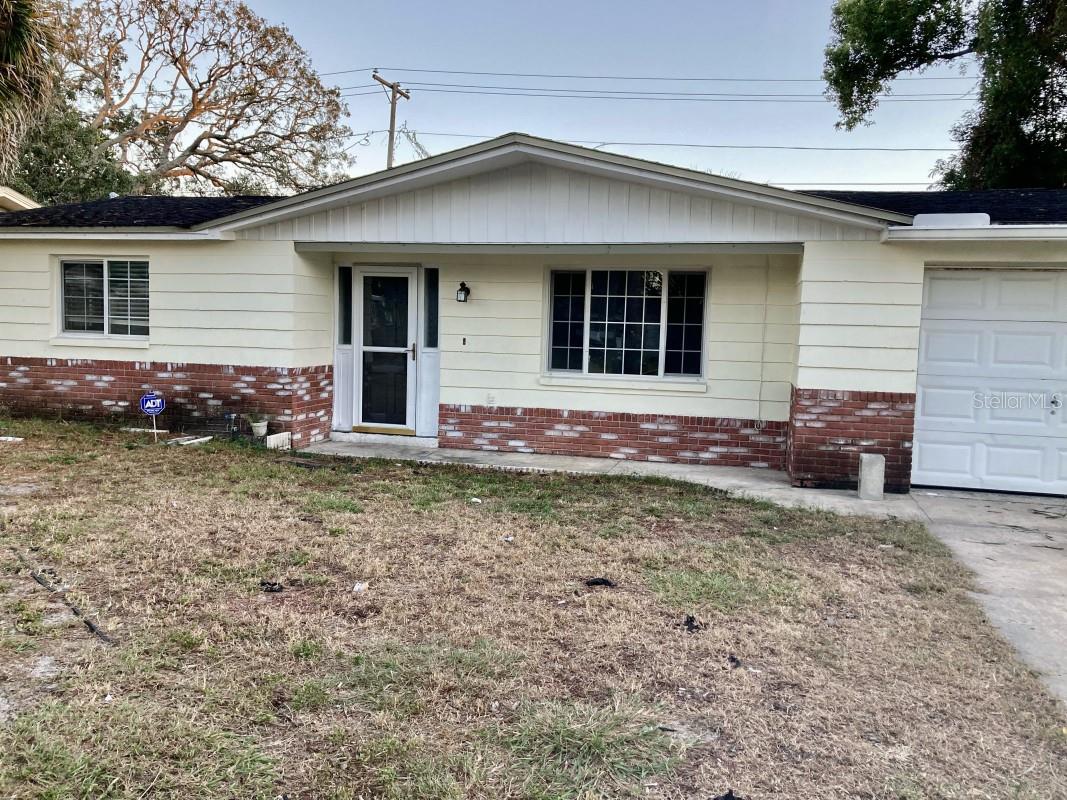 4338 Beacon Square Drive — photo