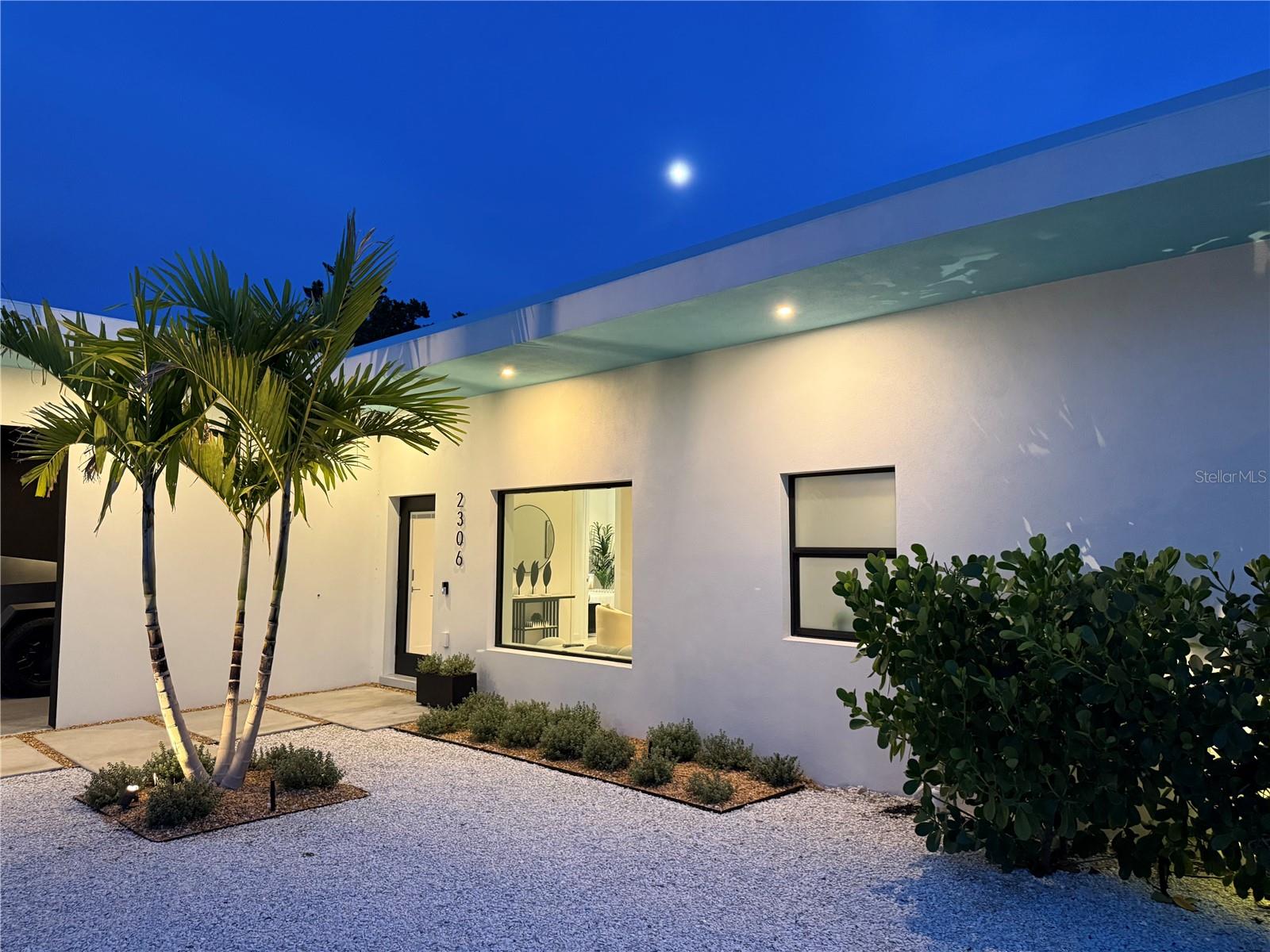 2306 Valencia Drive — photo