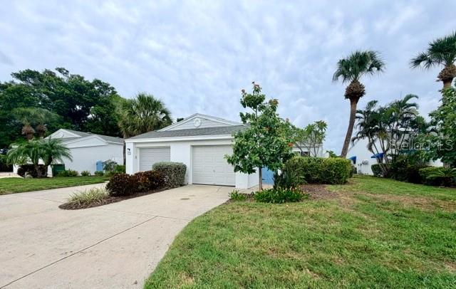 950 Waterside Lane — photo