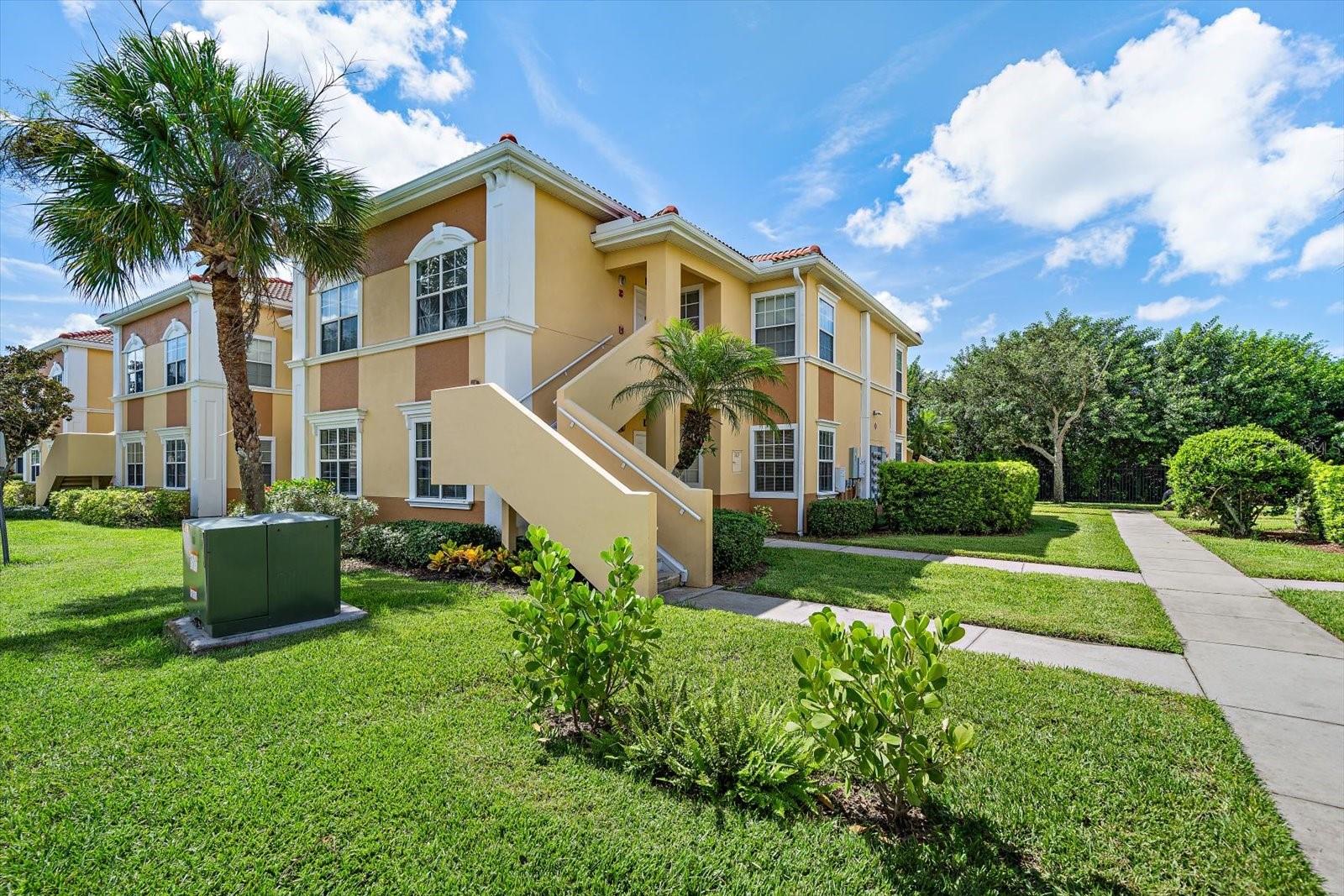 1010 Villagio Circle 104 — photo