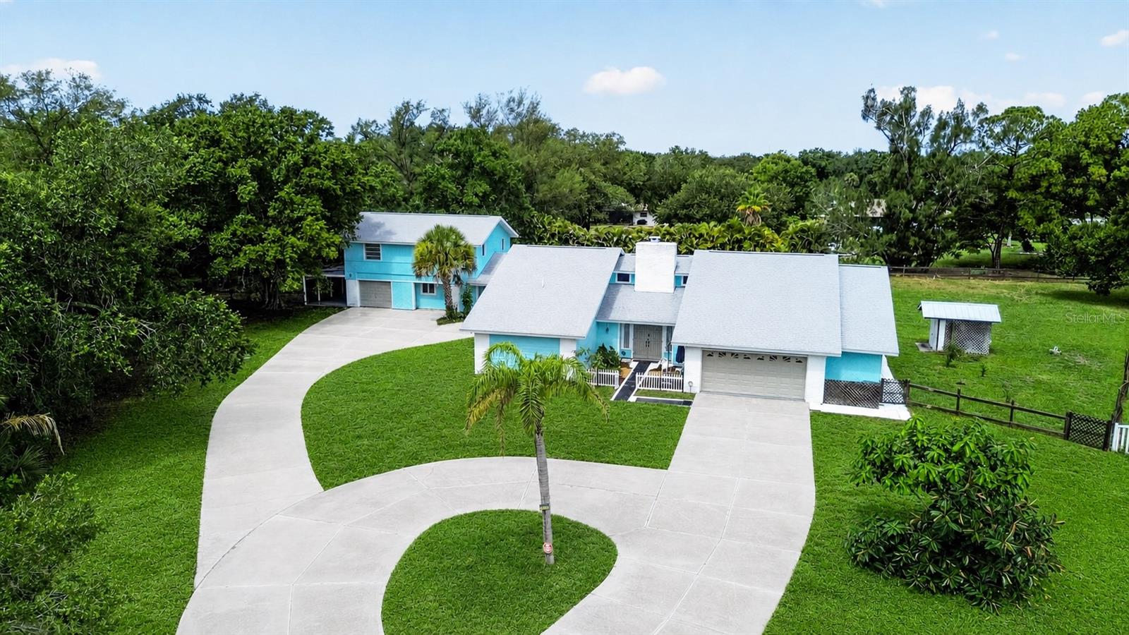 1305 Greenfield Circle — photo