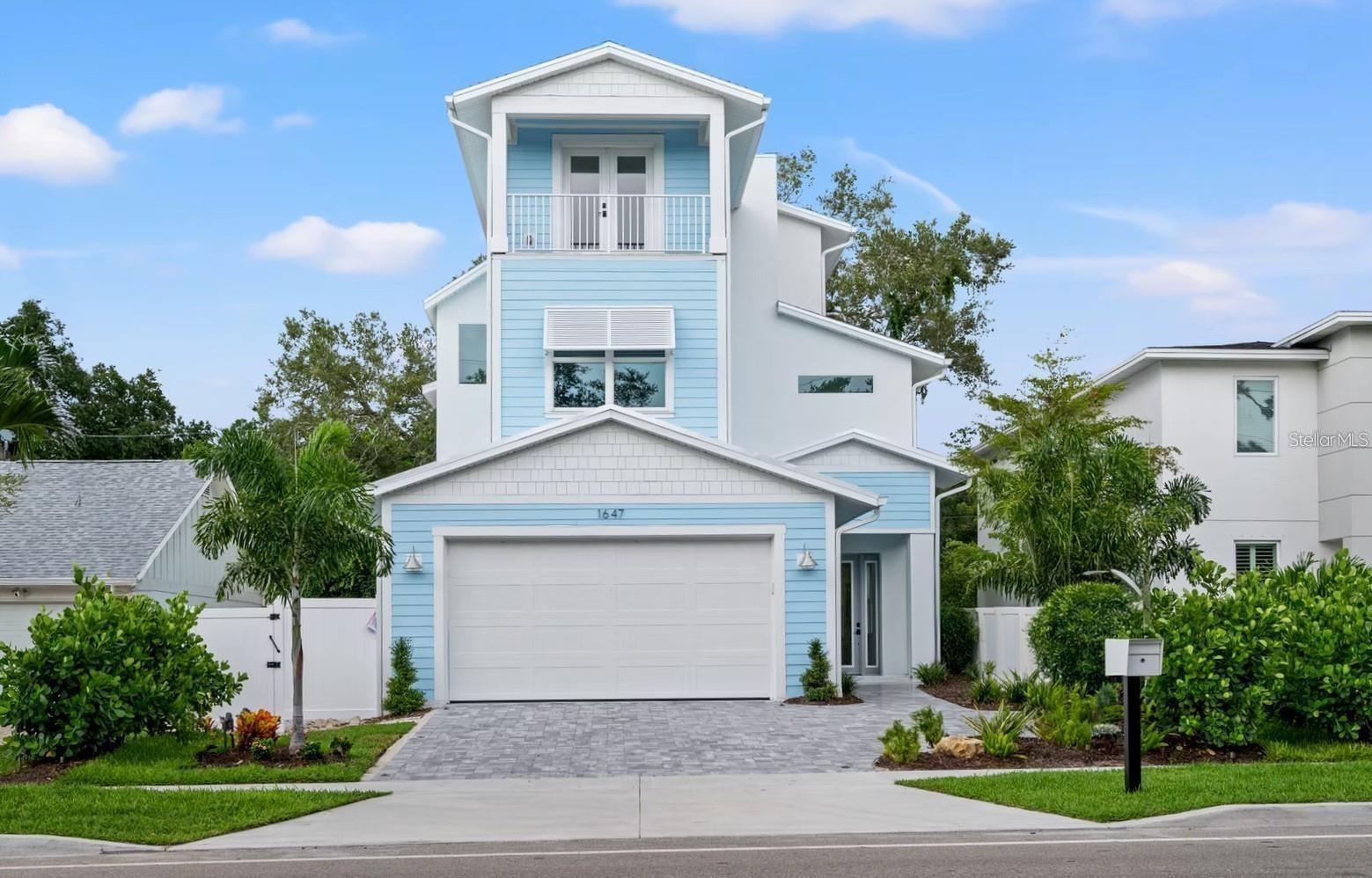 1647 Siesta Drive — photo