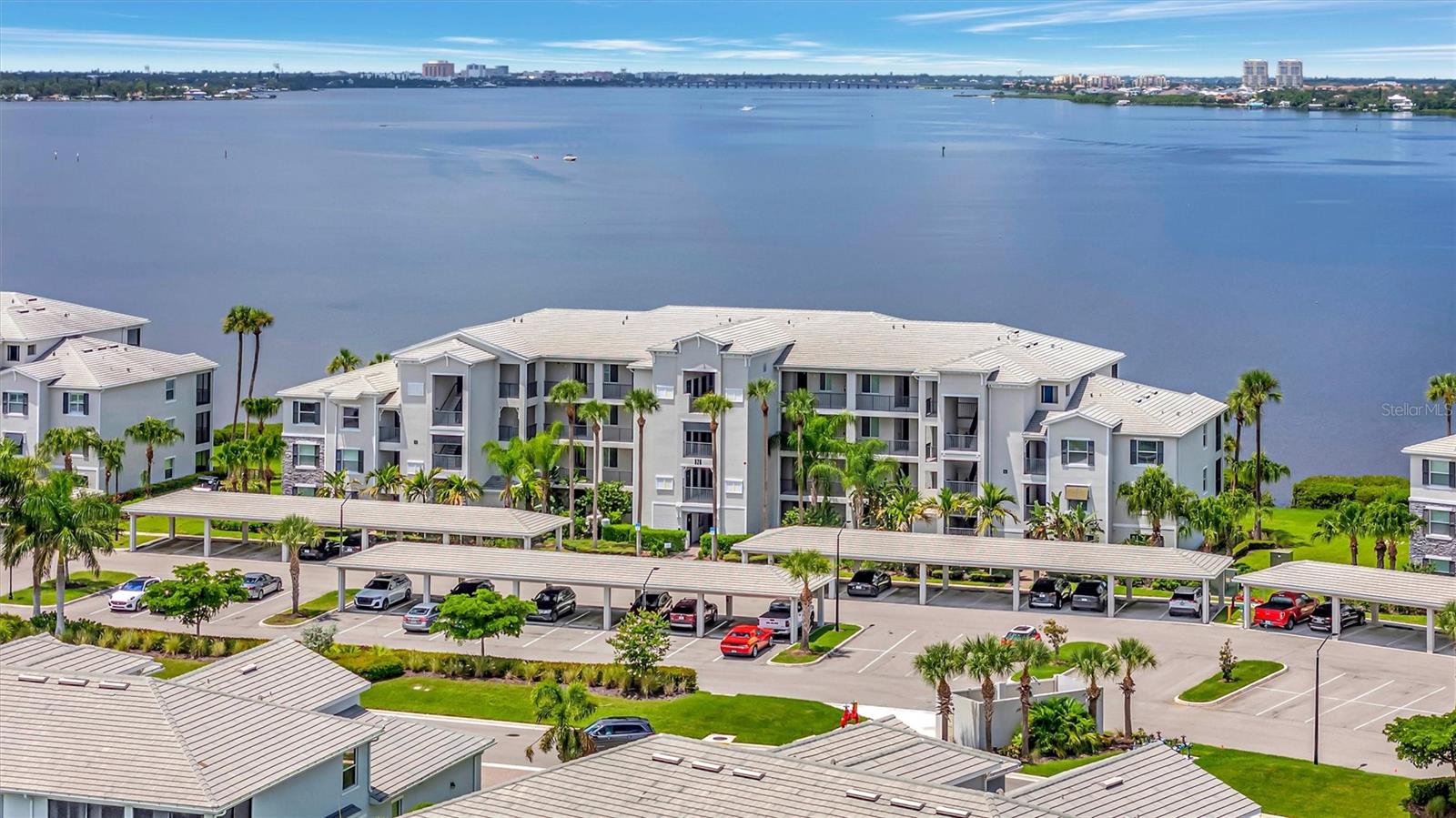 920 Tidewater Shores Loop 308 — photo