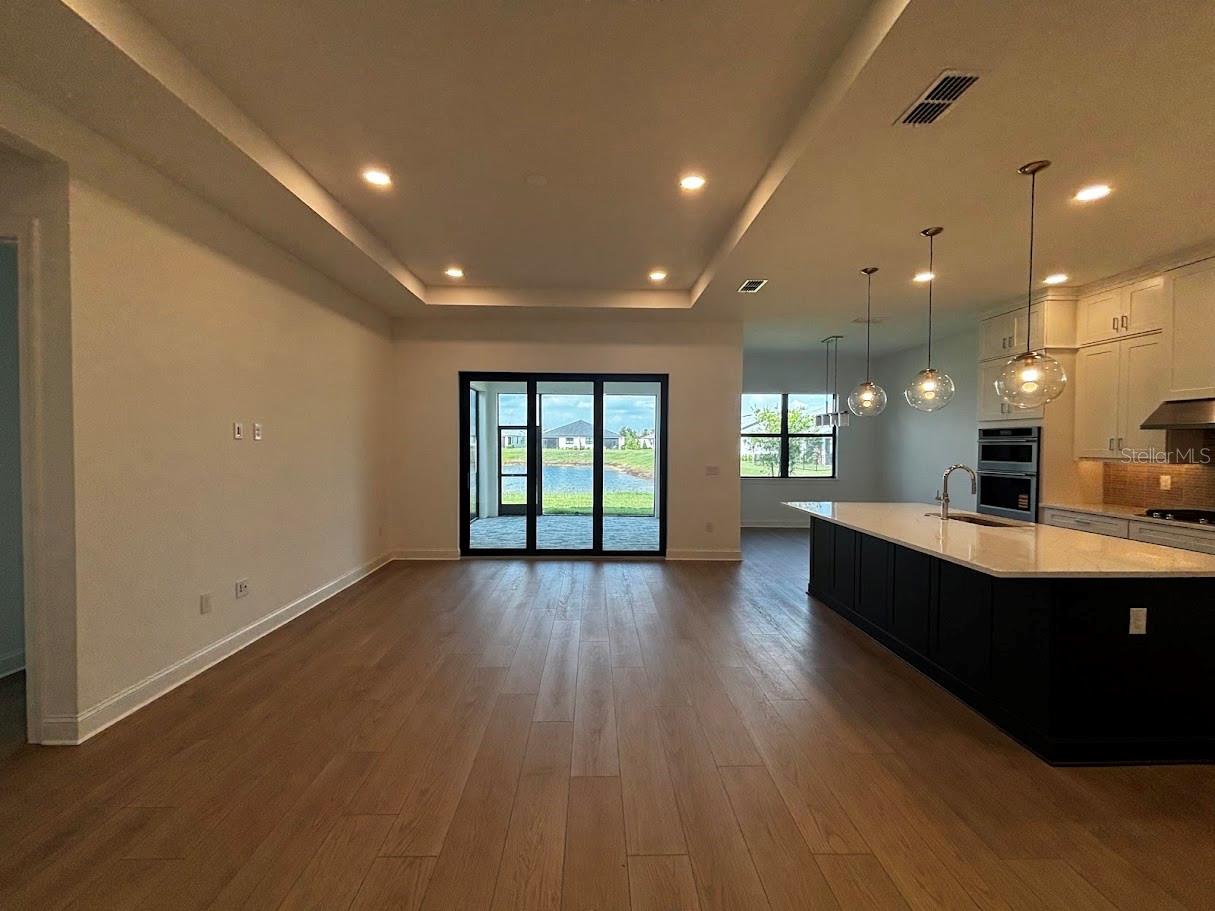 Home in APOLLO BEACH, FL 33572 — photo 3