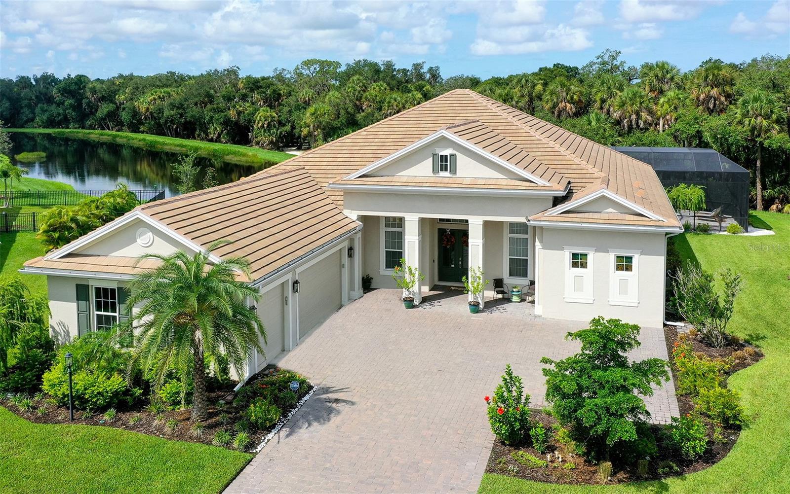 9483 Tequila Sunrise Drive — photo