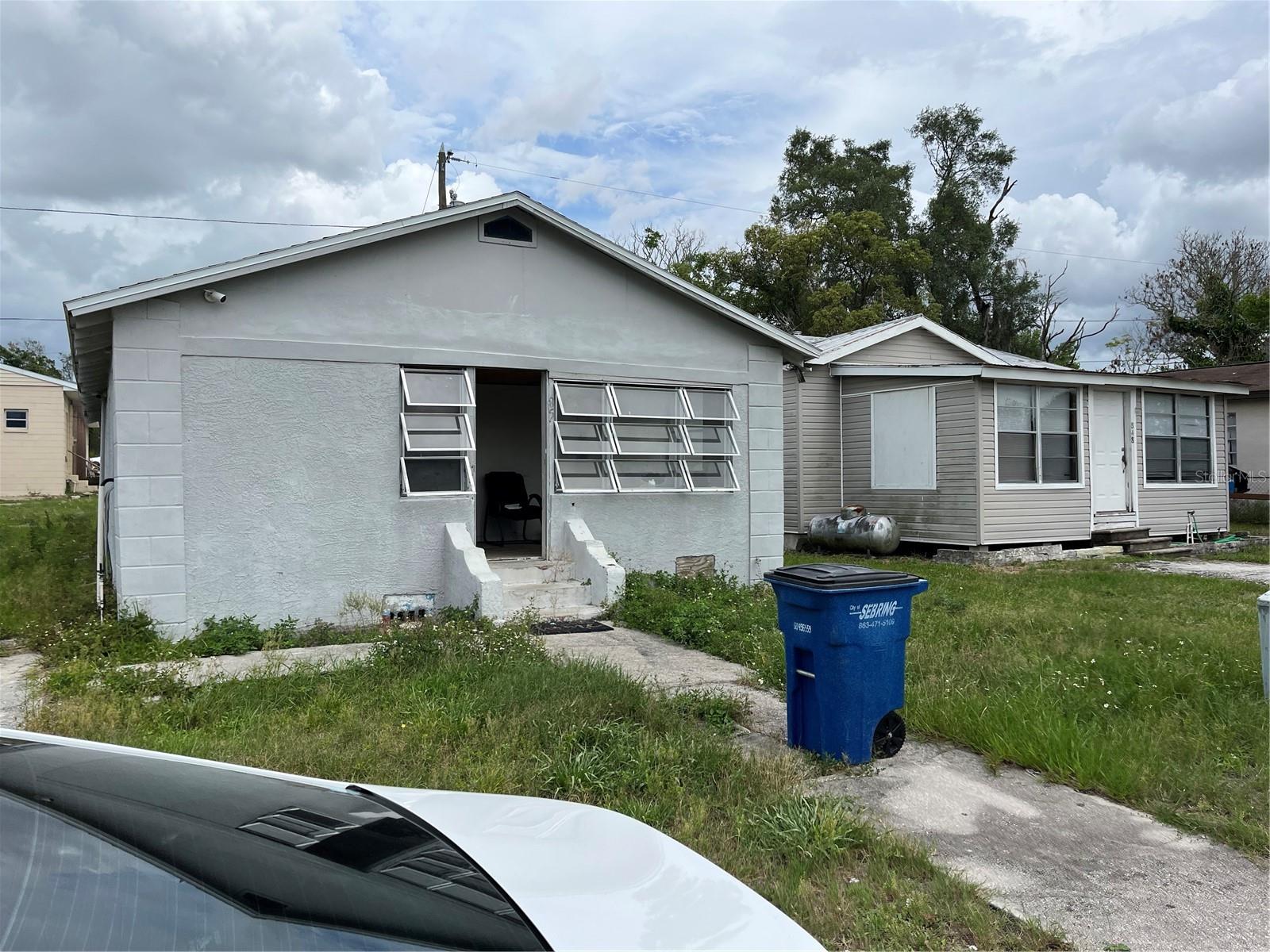 852 Shirley Street — photo