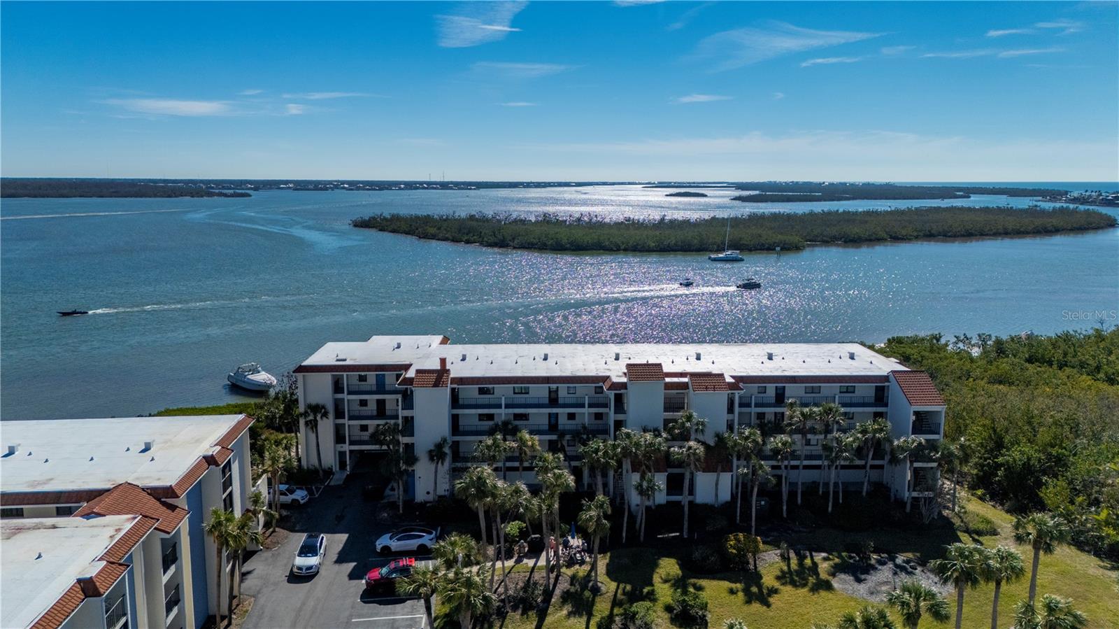 1751 Beach Road 404 — photo