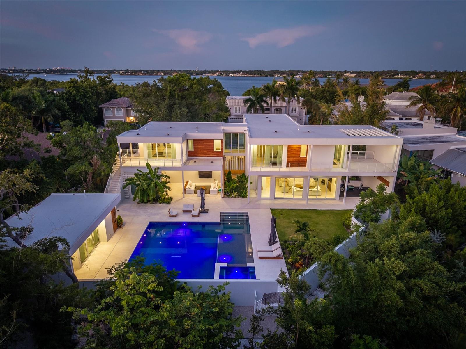 1355 Roberts Bay Lane — photo