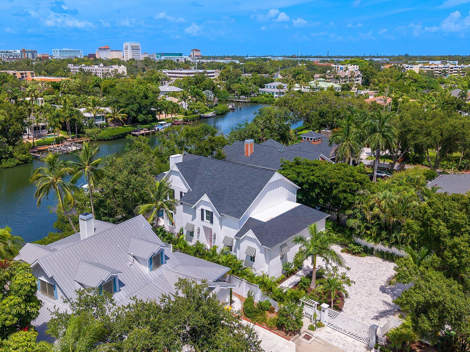 1621 Bay Point Court — photo
