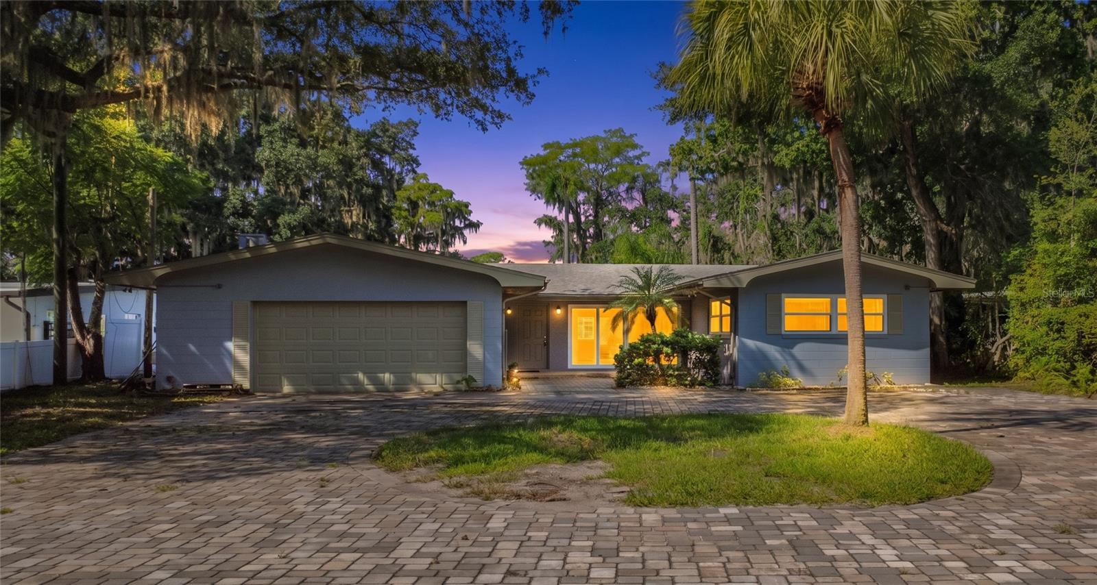 5400 Lake Jessamine Drive — photo