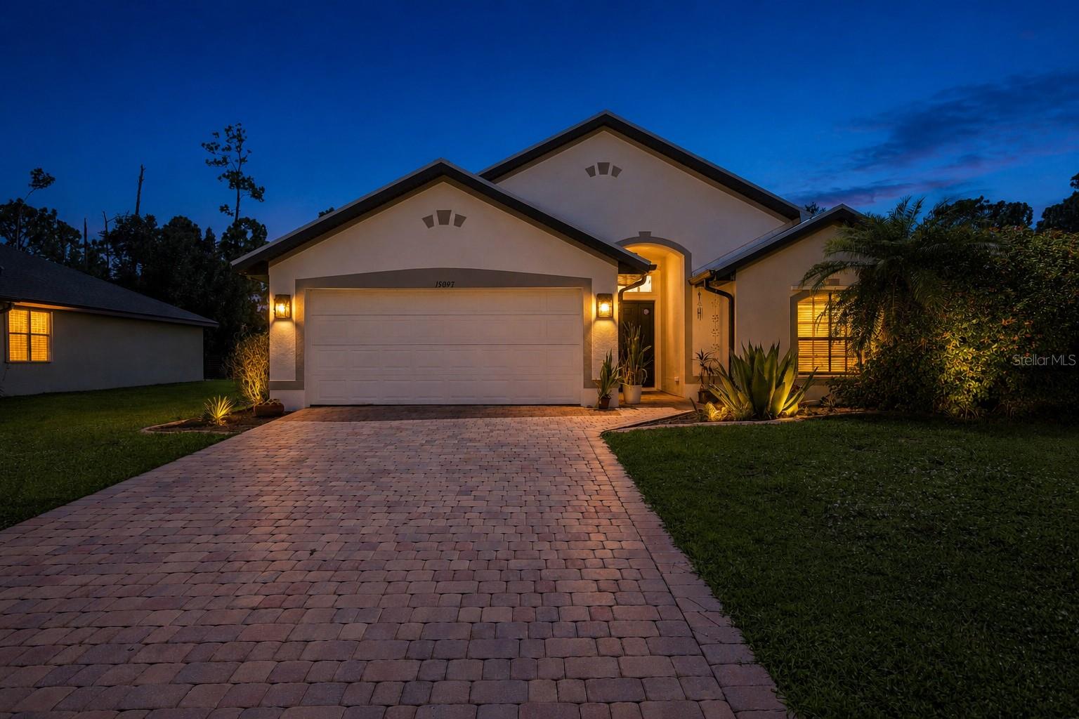 15097 Malcolm Avenue — photo