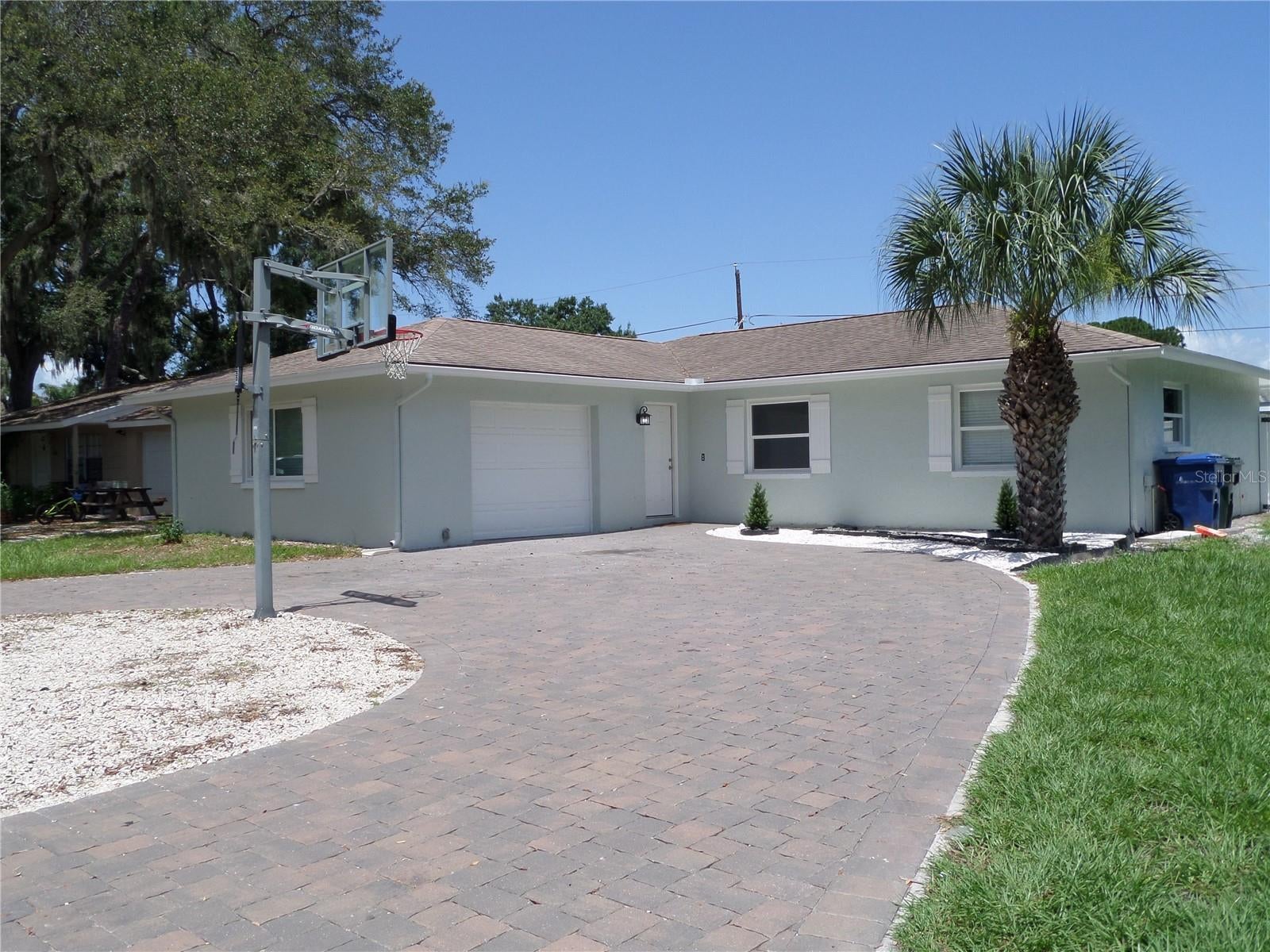 4925 Silk Oak Drive — photo