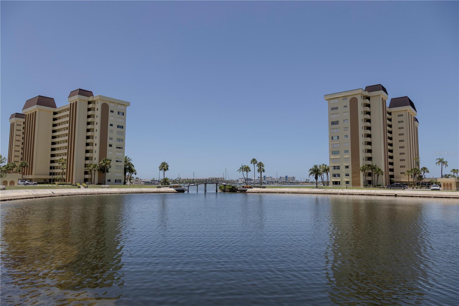 4525 Cove Circle 1107 — photo