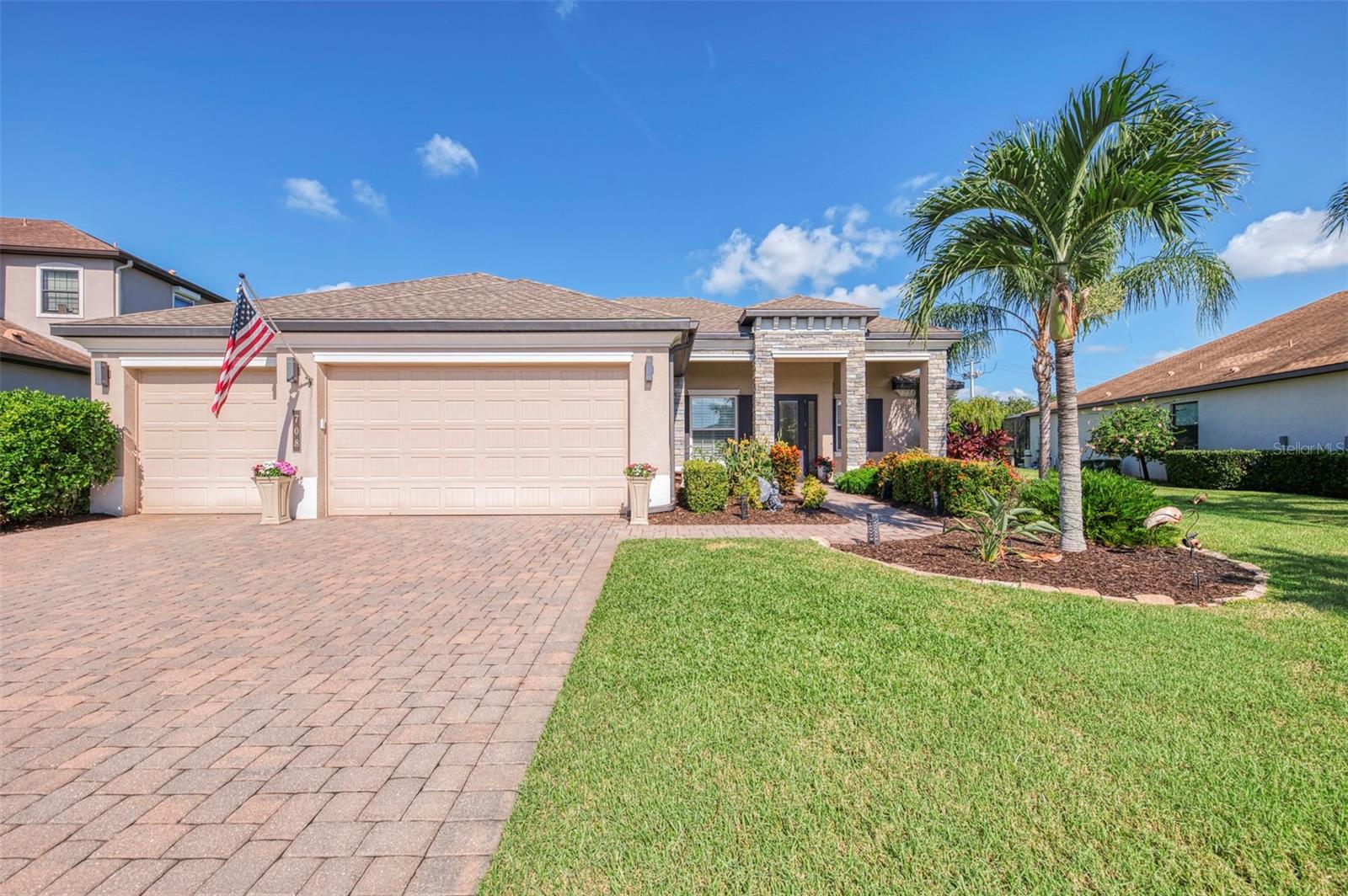 708 Rosemary Circle — photo
