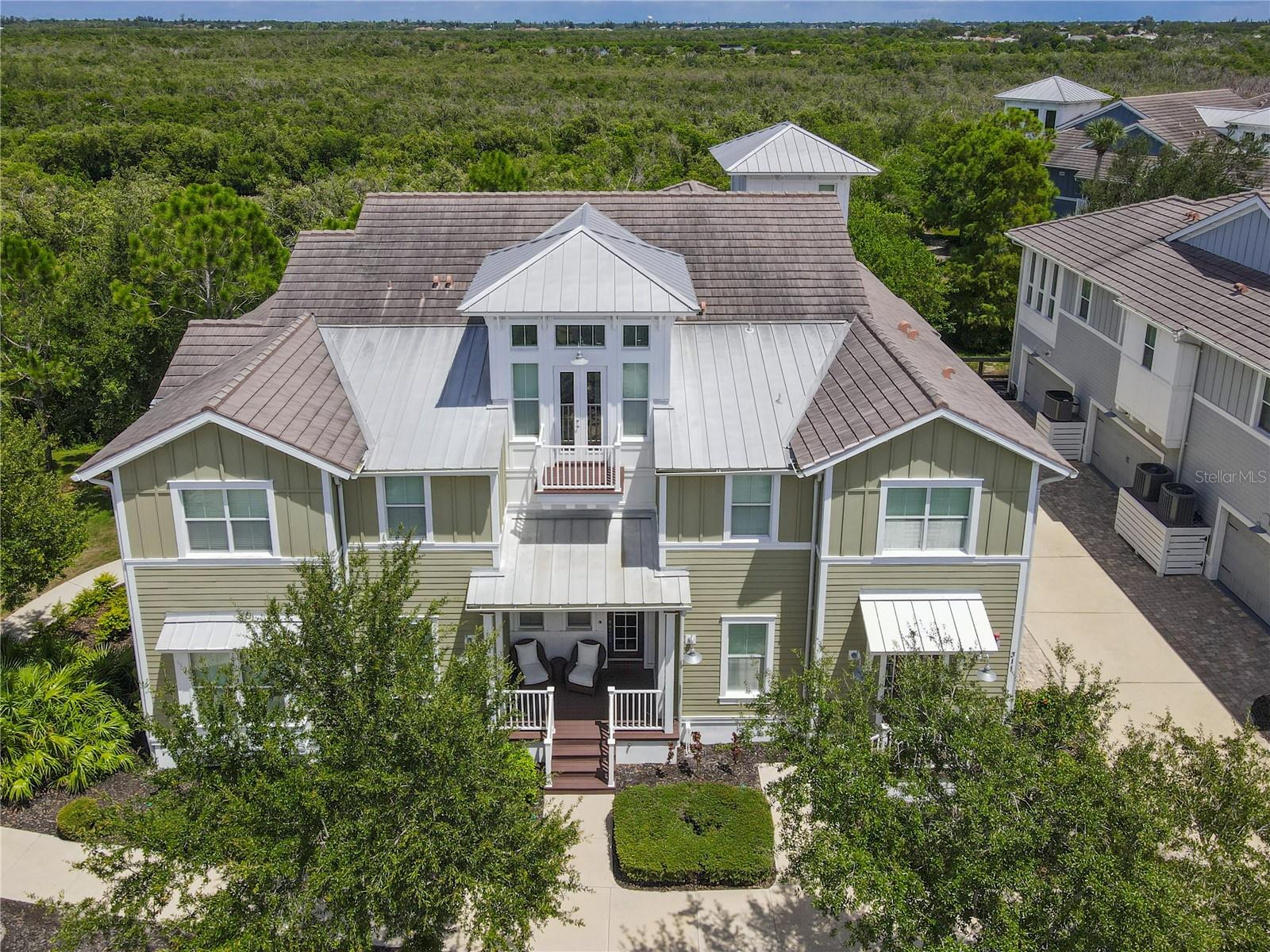 311 Sapphire Lake Drive 202 — photo