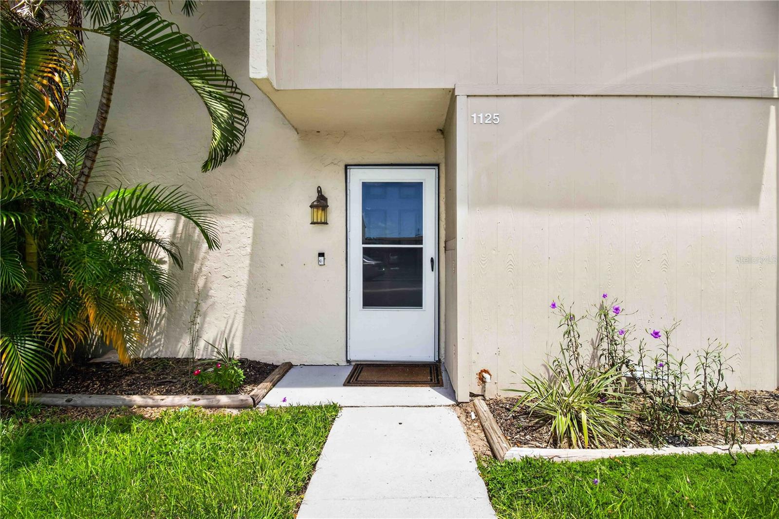 1125 Longfellow Way 125-B — photo