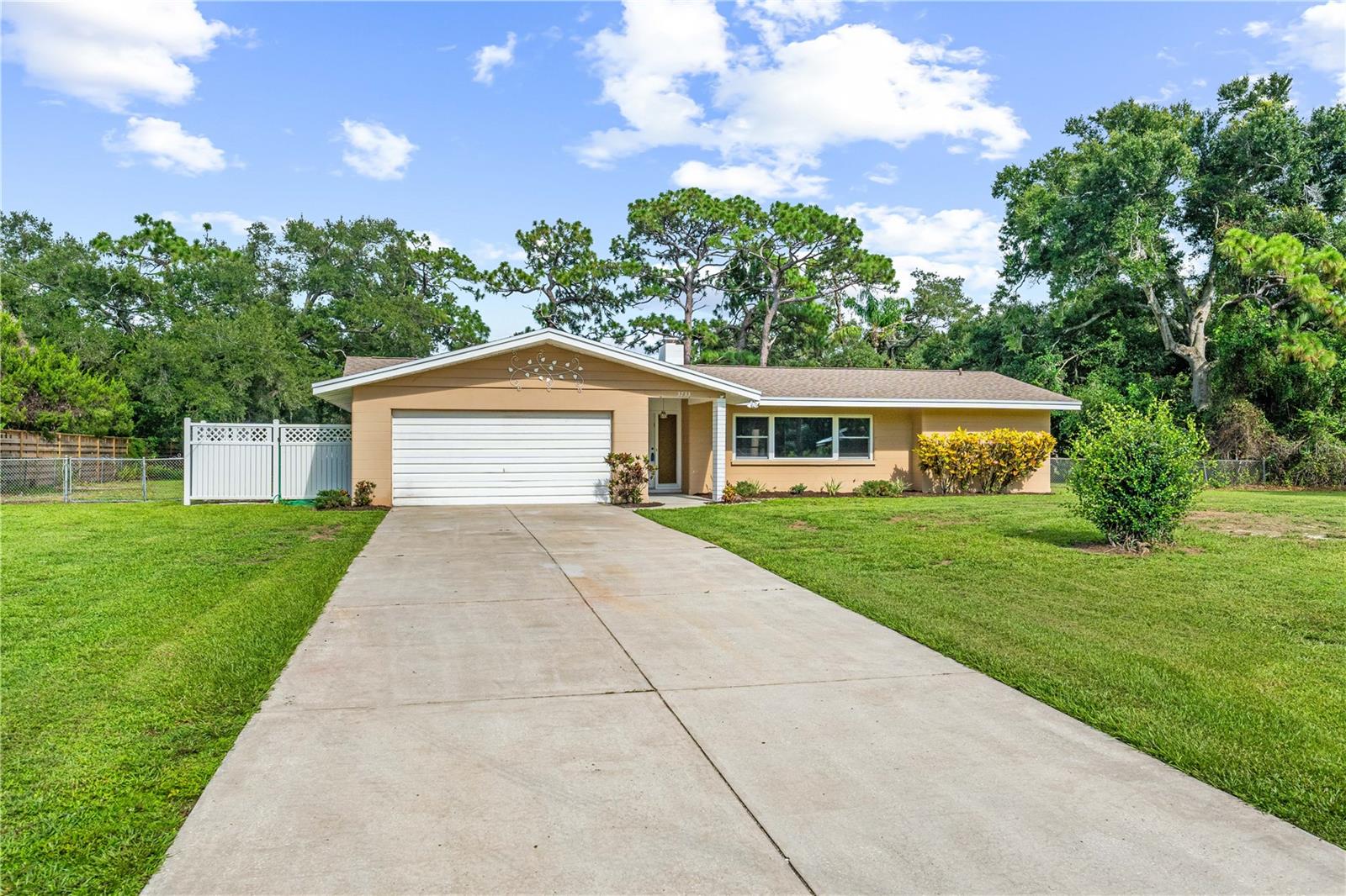 3733 Malec Circle — photo